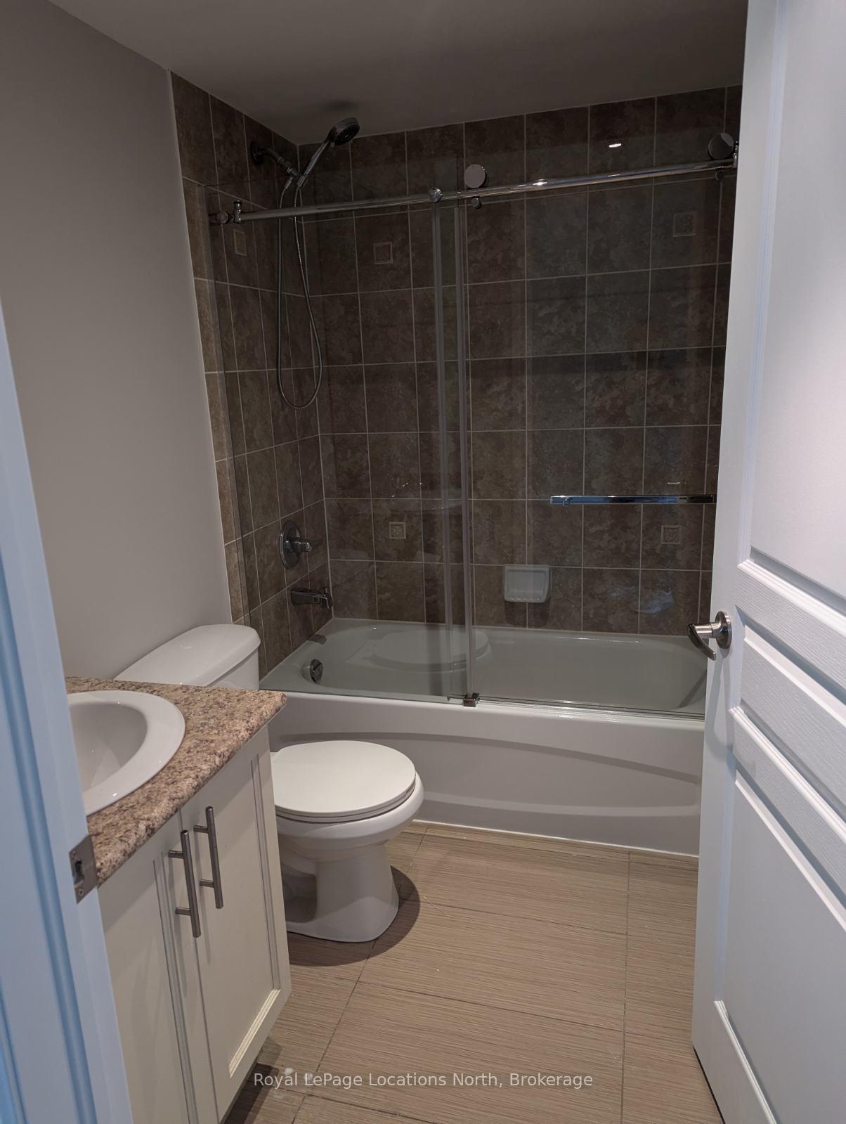 Photo 9 of Unit 304, 1 Brandy Lane Drive, Collingwood — HOMEH