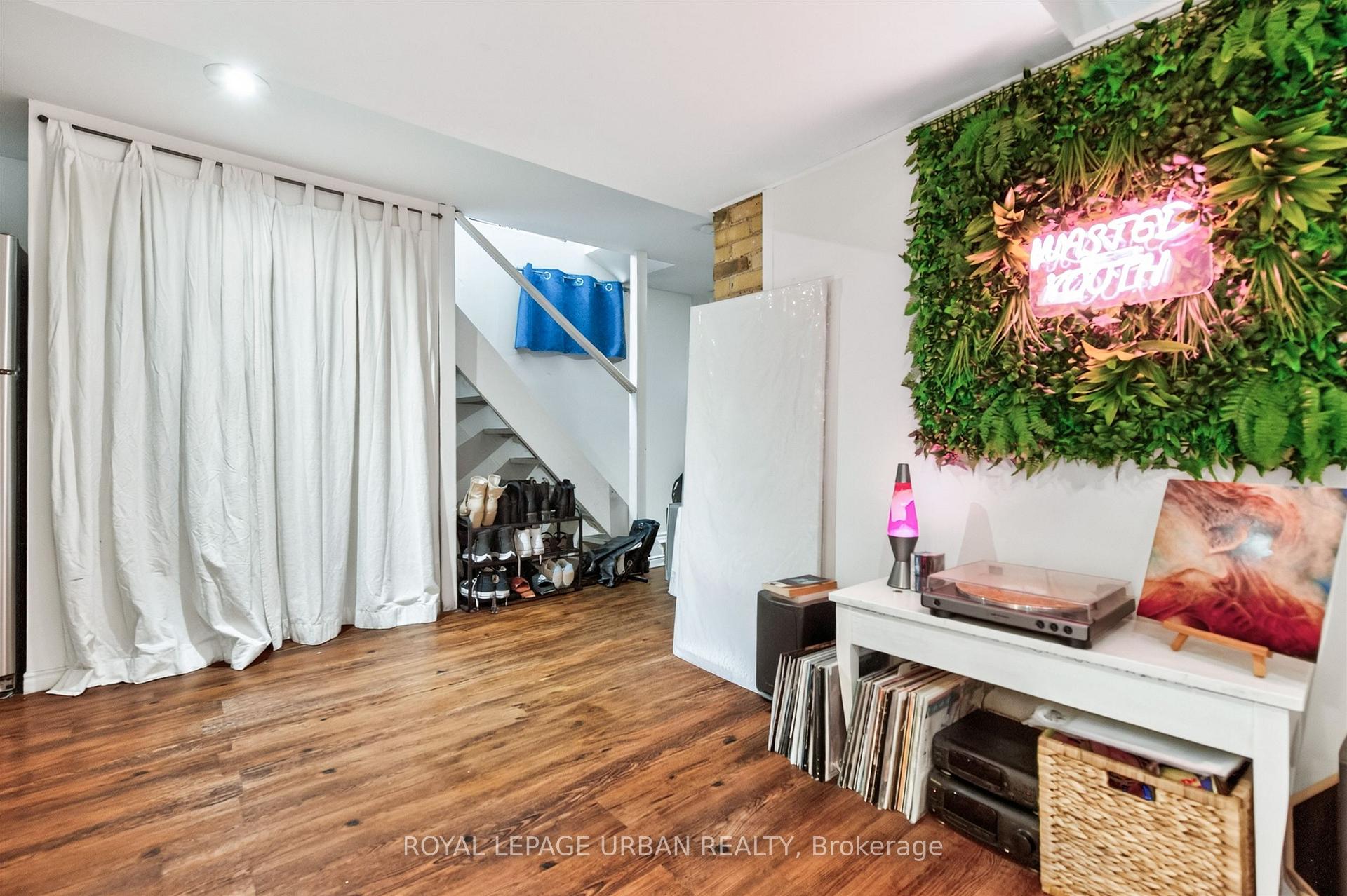 Photo 10 of 20 Cambridge Avenue, Toronto, Playter Estates-Danforth — HOMEH