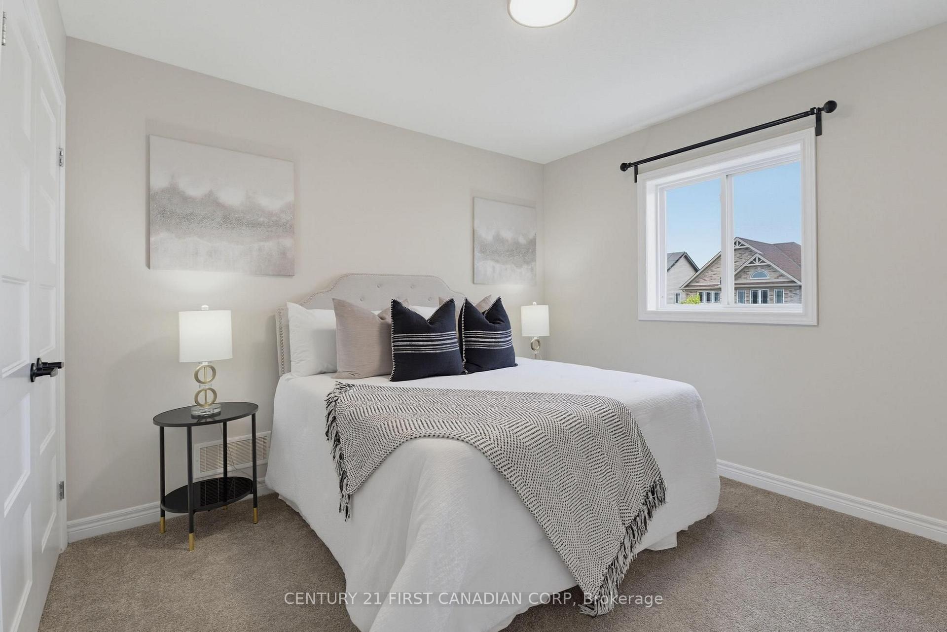 Photo 78 of Unit Upper Unit, 2023 Jubilee Drive, London, North E — HOMEH