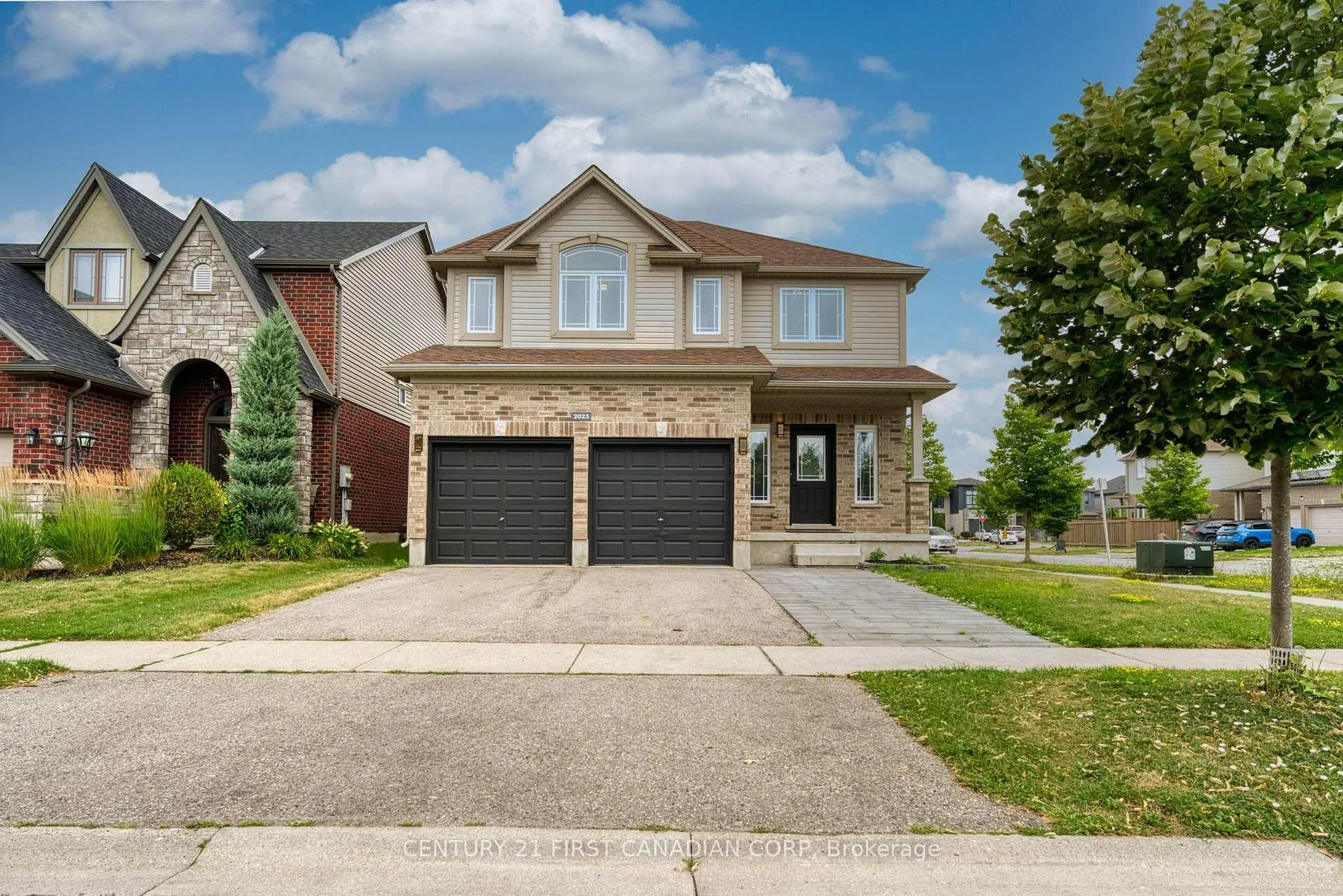 Photo of Unit Upper Unit, 2023 Jubilee Drive