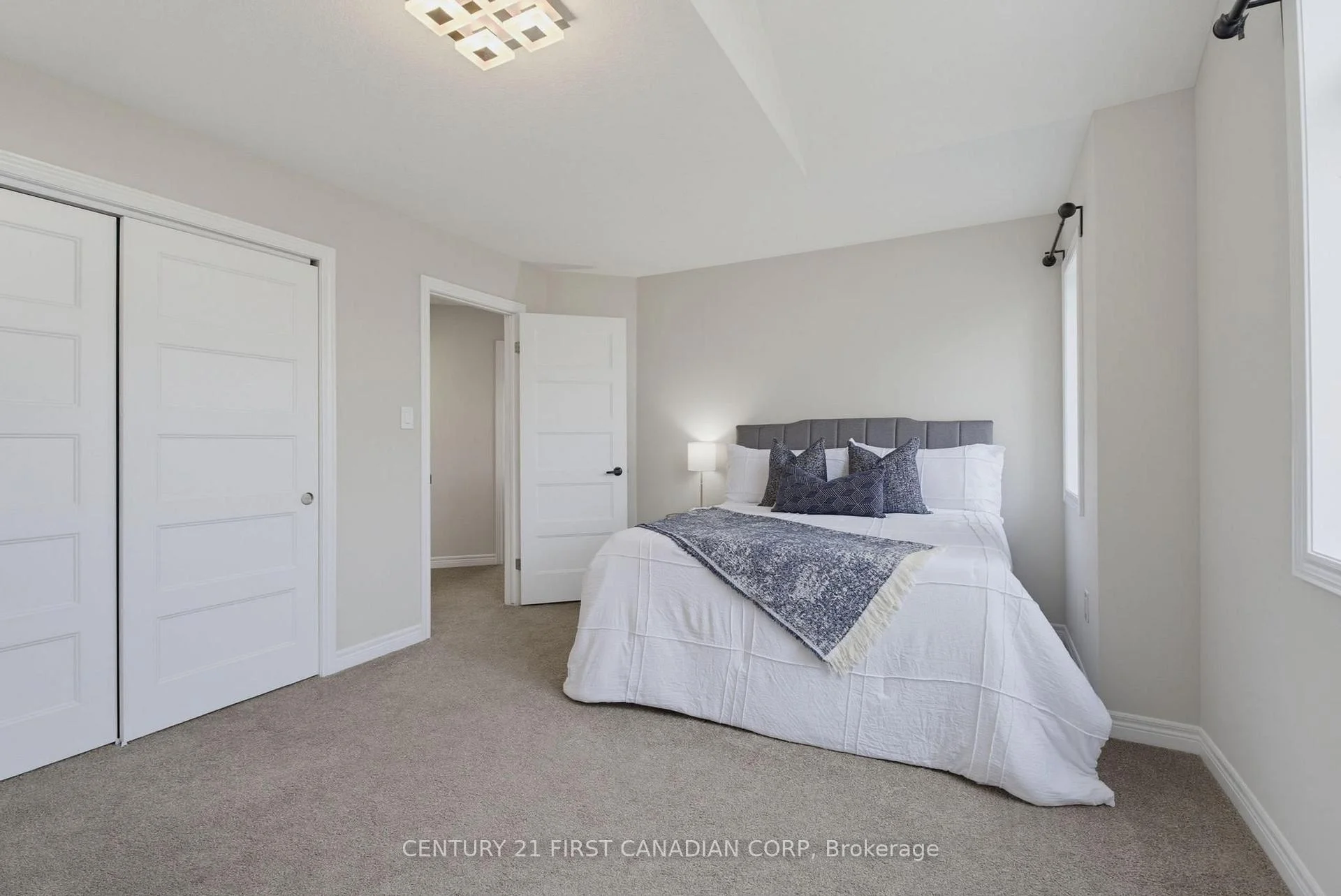 Photo 95 of Unit Upper Unit, 2023 Jubilee Drive, London, North E — HOMEH