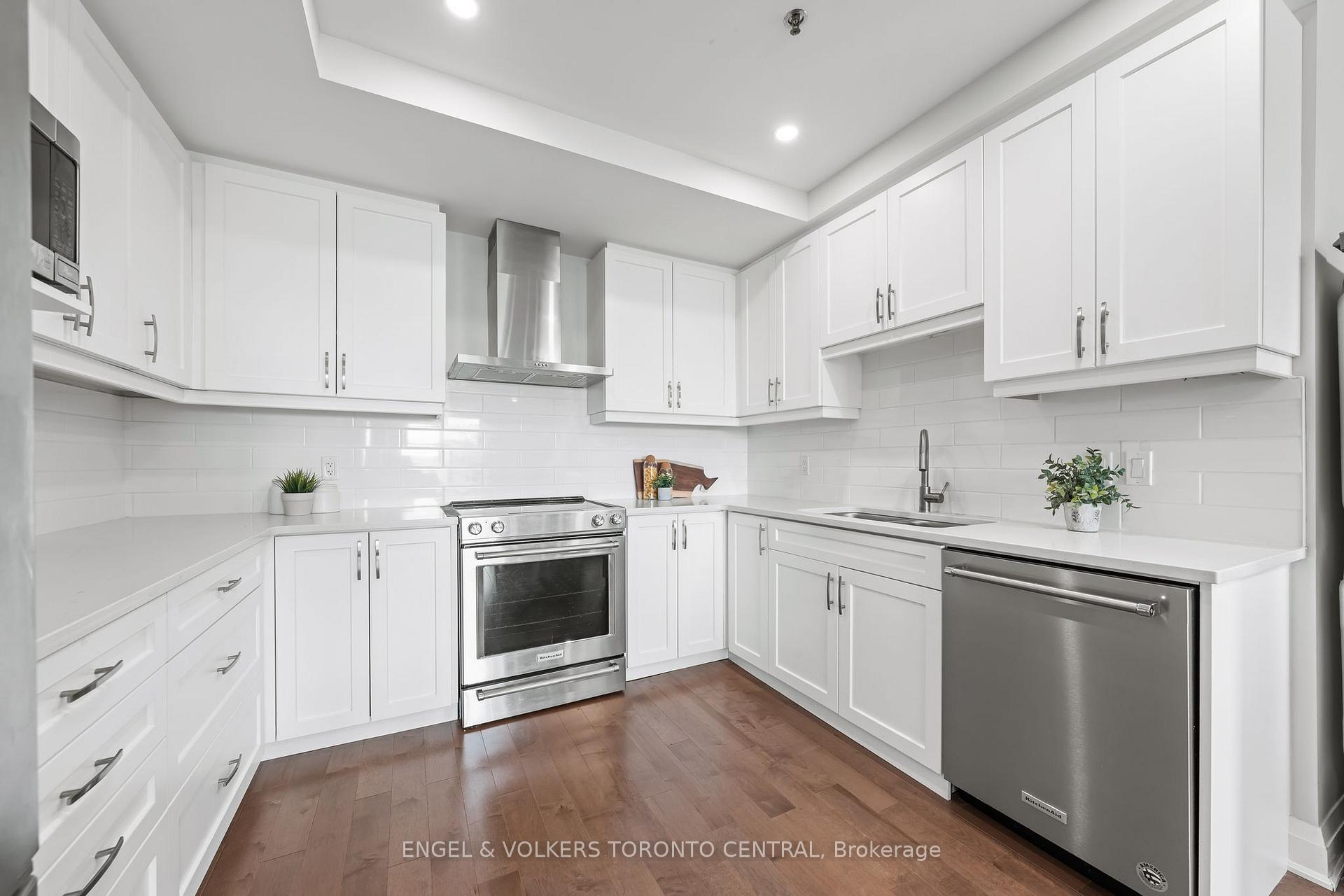 Photo 15 of Unit 105, 245 Grey Silo Road, Waterloo, Eastbridge — HOMEH