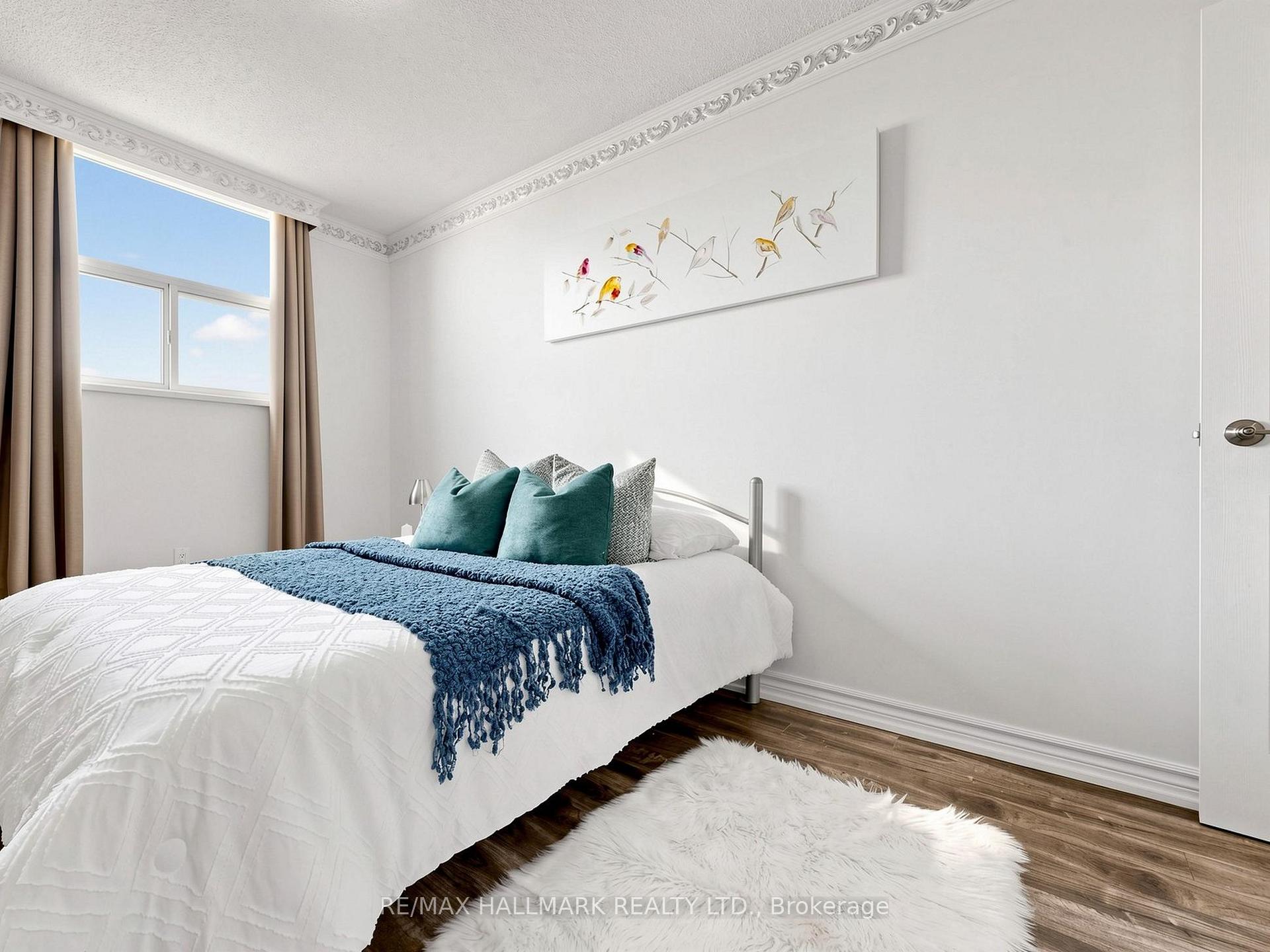 Photo 12 of Unit 1609, 5 Parkway Forest Drive, North York, Henry Farm — HOMEH