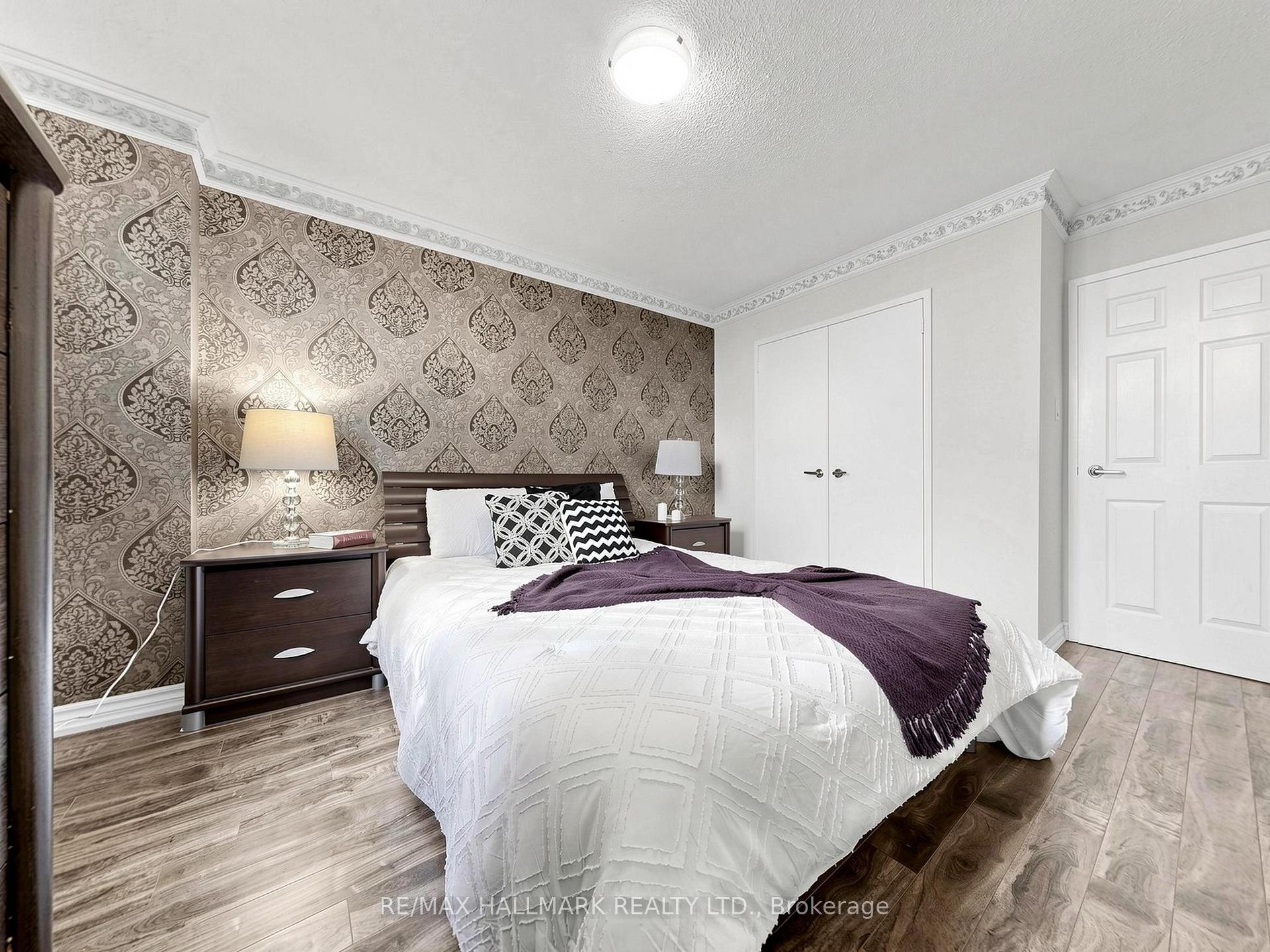 Photo 16 of Unit 1609, 5 Parkway Forest Drive, North York, Henry Farm — HOMEH