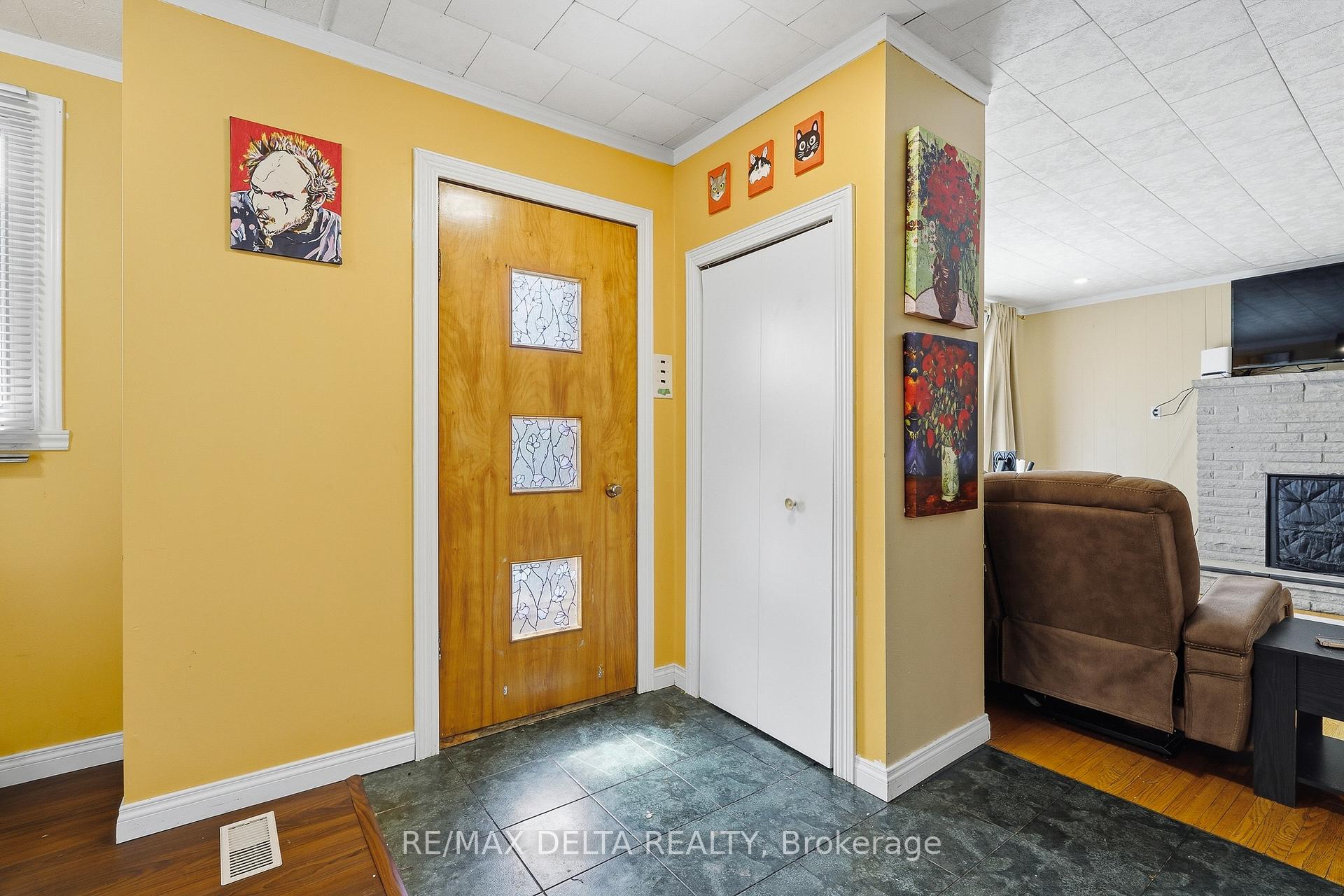 Photo 4 of 29 Catherine E Street E, North Glengarry, Maxville — HOMEH