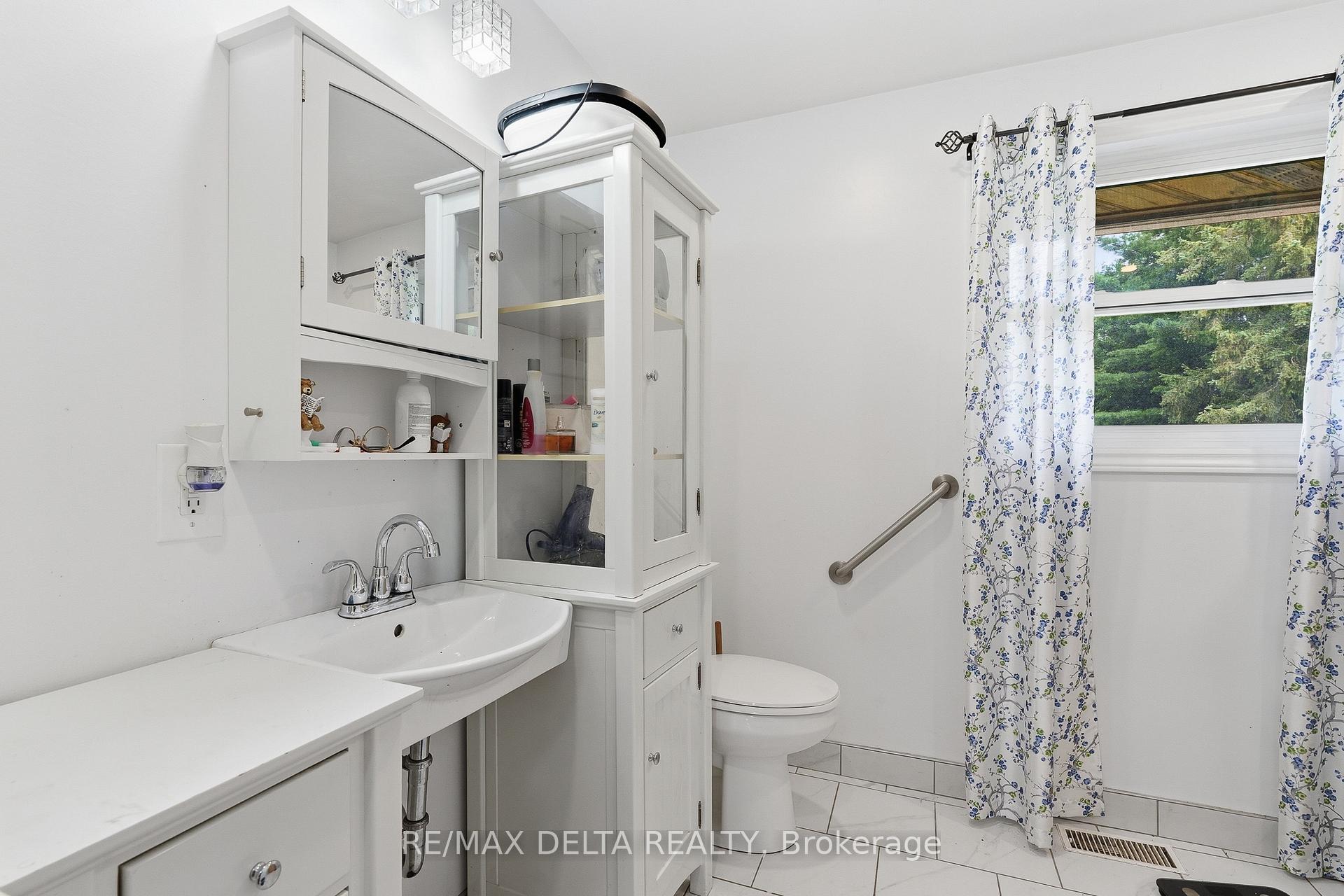 Photo 15 of 29 Catherine E Street E, North Glengarry, Maxville — HOMEH