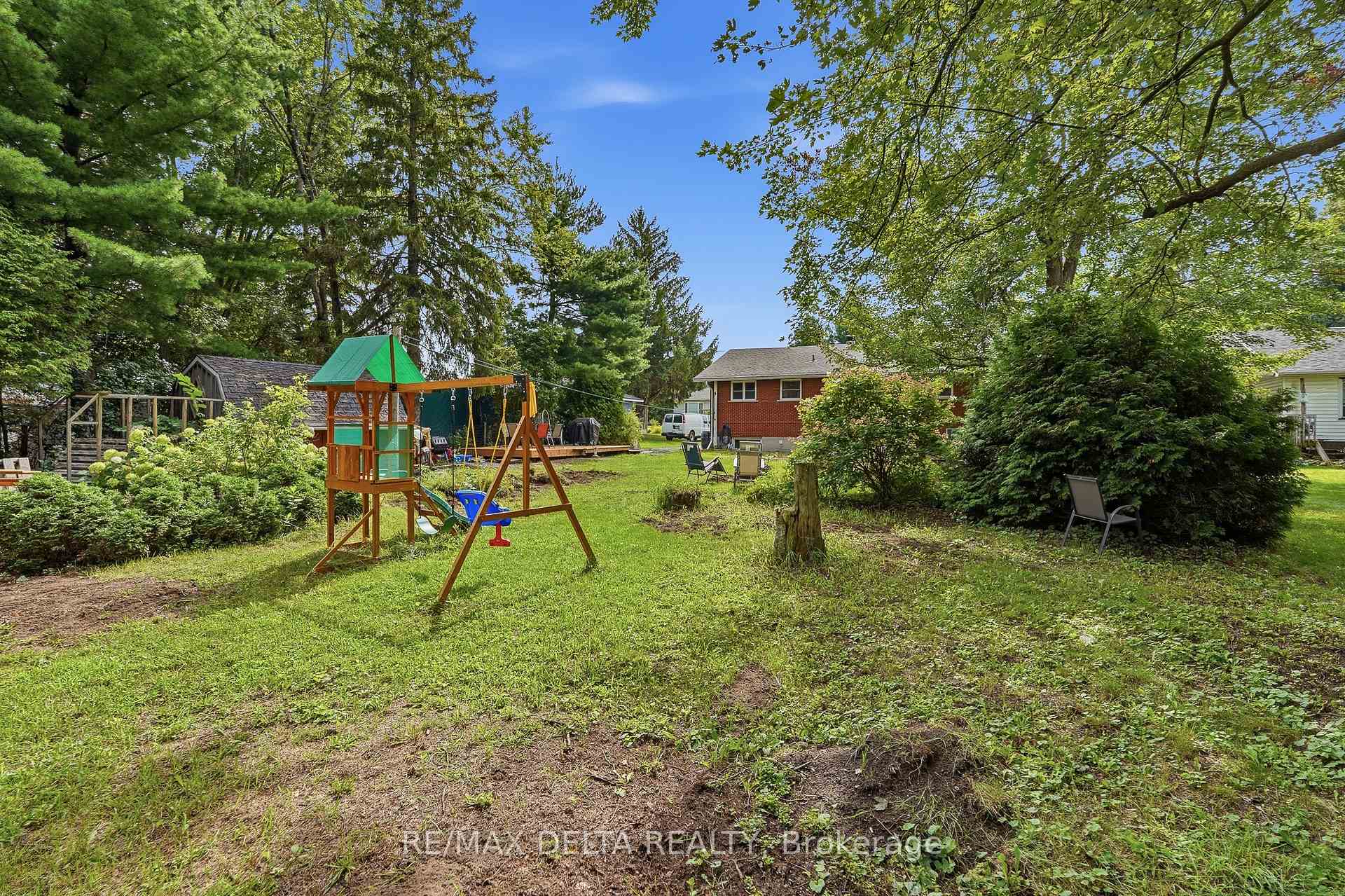 Photo 26 of 29 Catherine E Street E, North Glengarry, Maxville — HOMEH