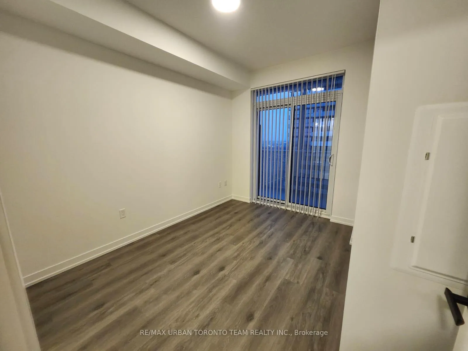 Photo 7 of Unit 1702, 225 Commerce St Street, Vaughan, Vaughan Corporate Centre — HOMEH