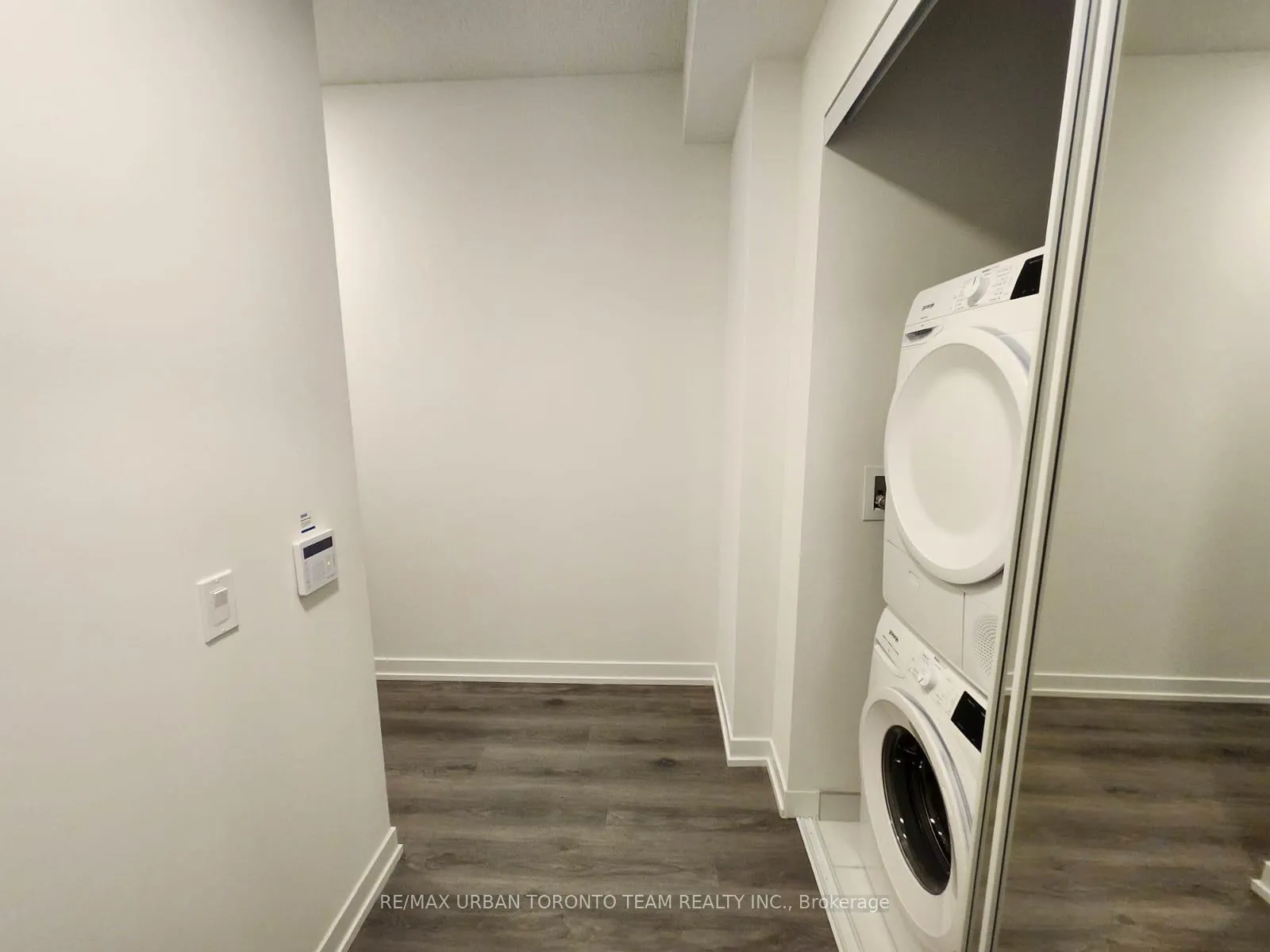 Photo 12 of Unit 1702, 225 Commerce St Street, Vaughan, Vaughan Corporate Centre — HOMEH