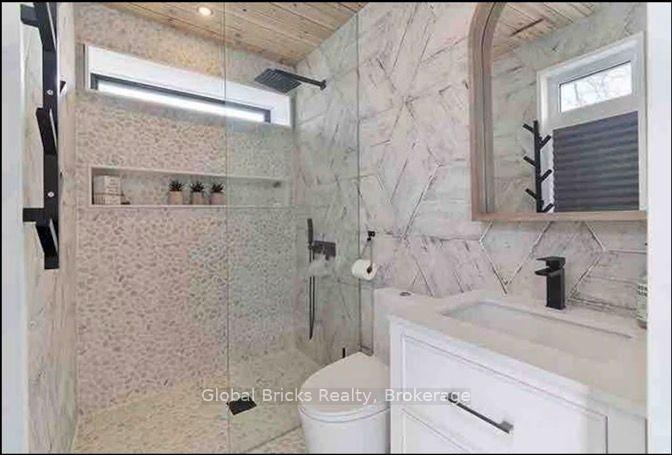 Photo 11 of 899 Maplewood Drive, Innisfil, Alcona — HOMEH