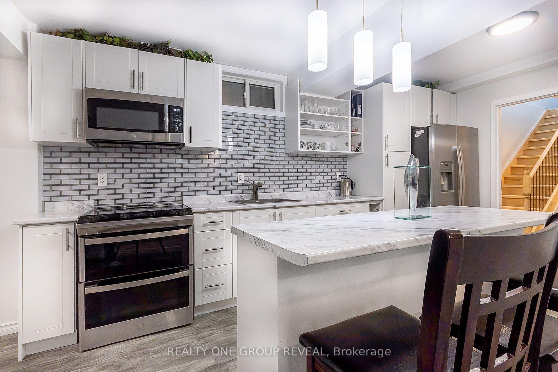 Photo 4 of Unit Lower, 524 Simcoe Street S, Oshawa, Central — HOMEH