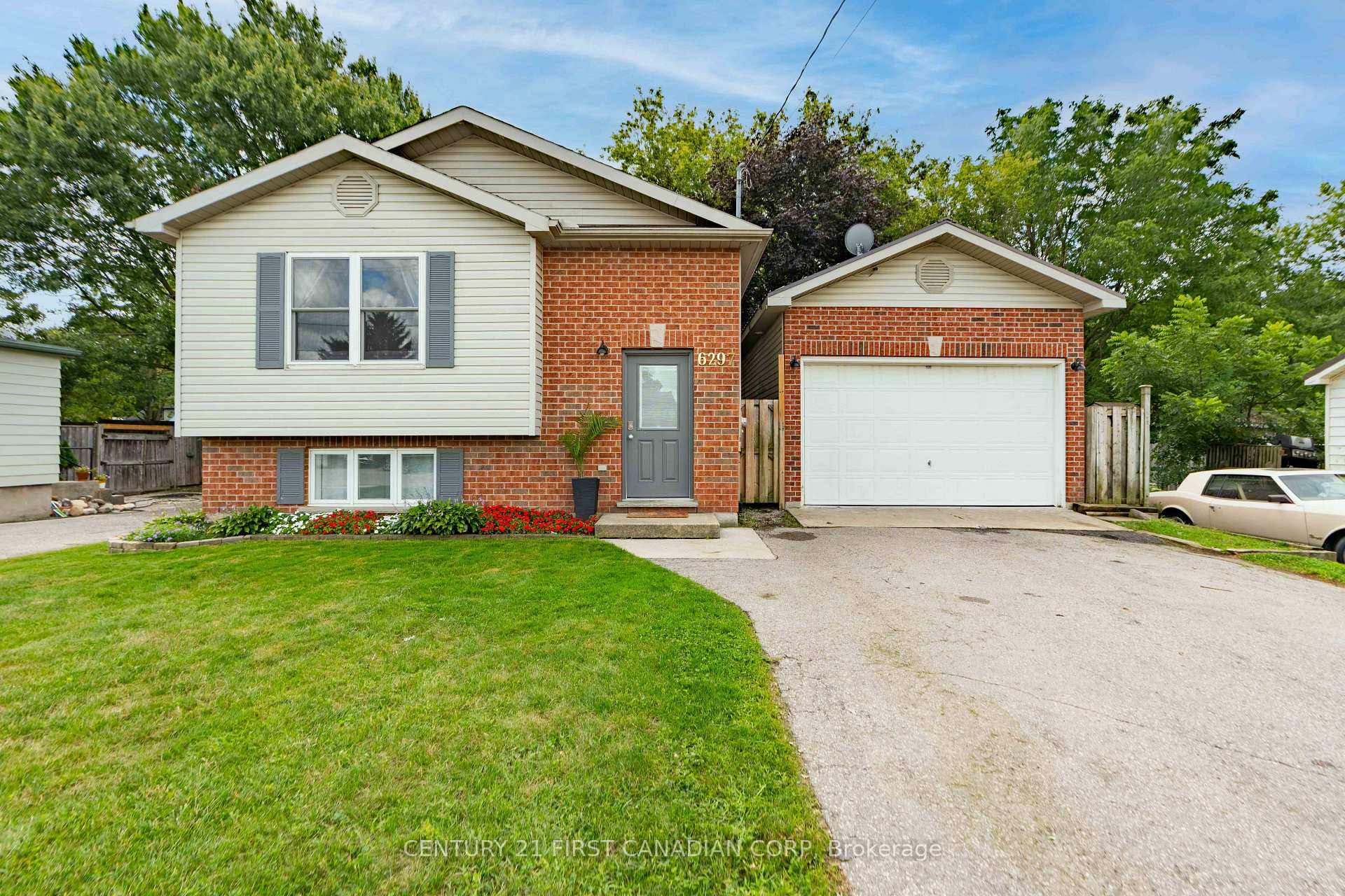 Photo of 6297 William Street