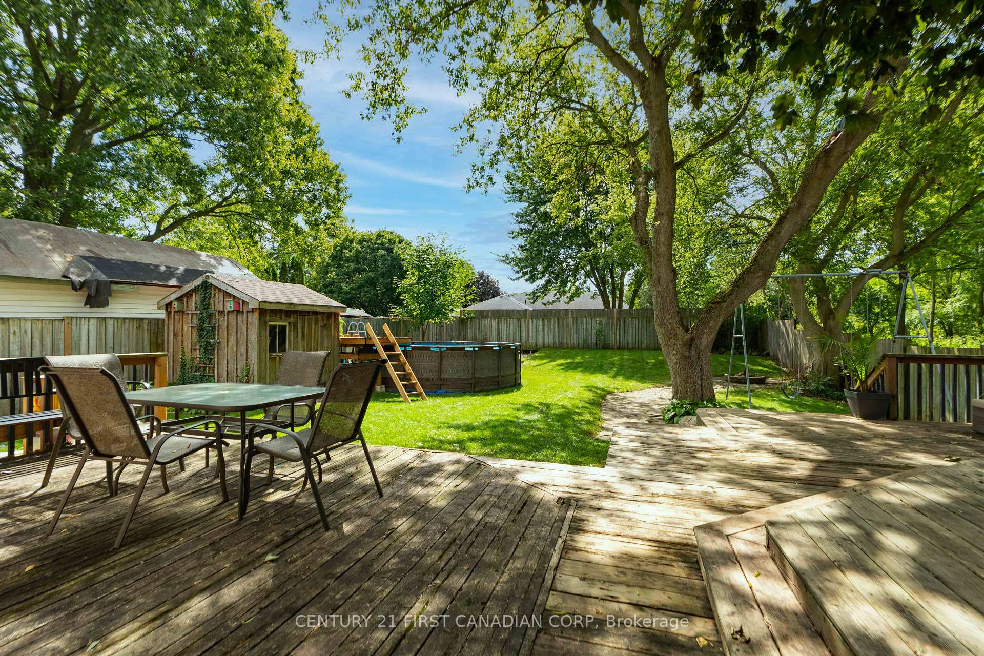 Photo 11 of 6297 William Street, Lucan Biddulph, Lucan — HOMEH