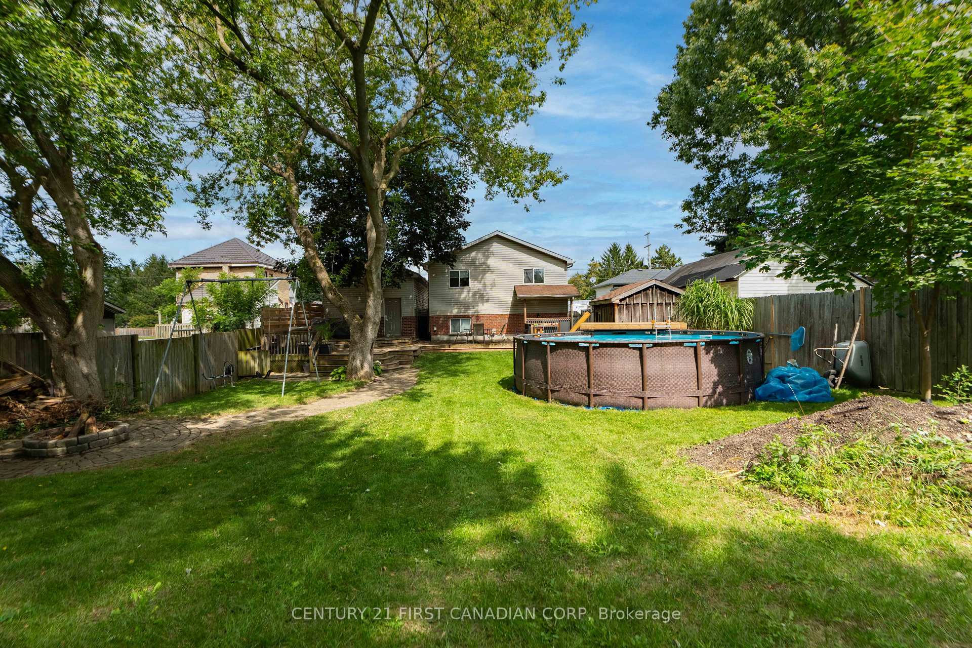 Photo 16 of 6297 William Street, Lucan Biddulph, Lucan — HOMEH