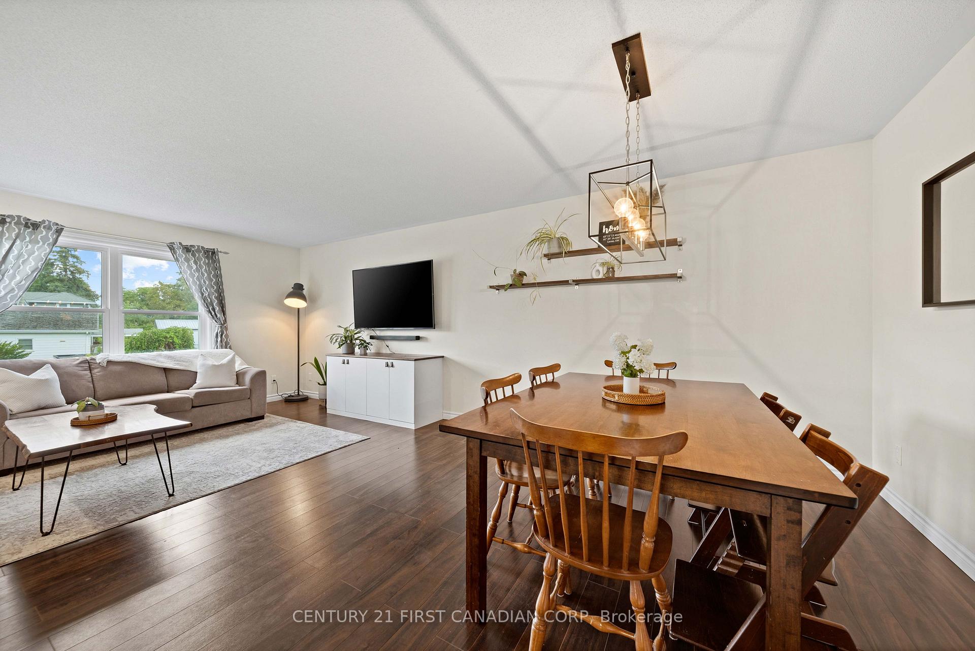 Photo 28 of 6297 William Street, Lucan Biddulph, Lucan — HOMEH