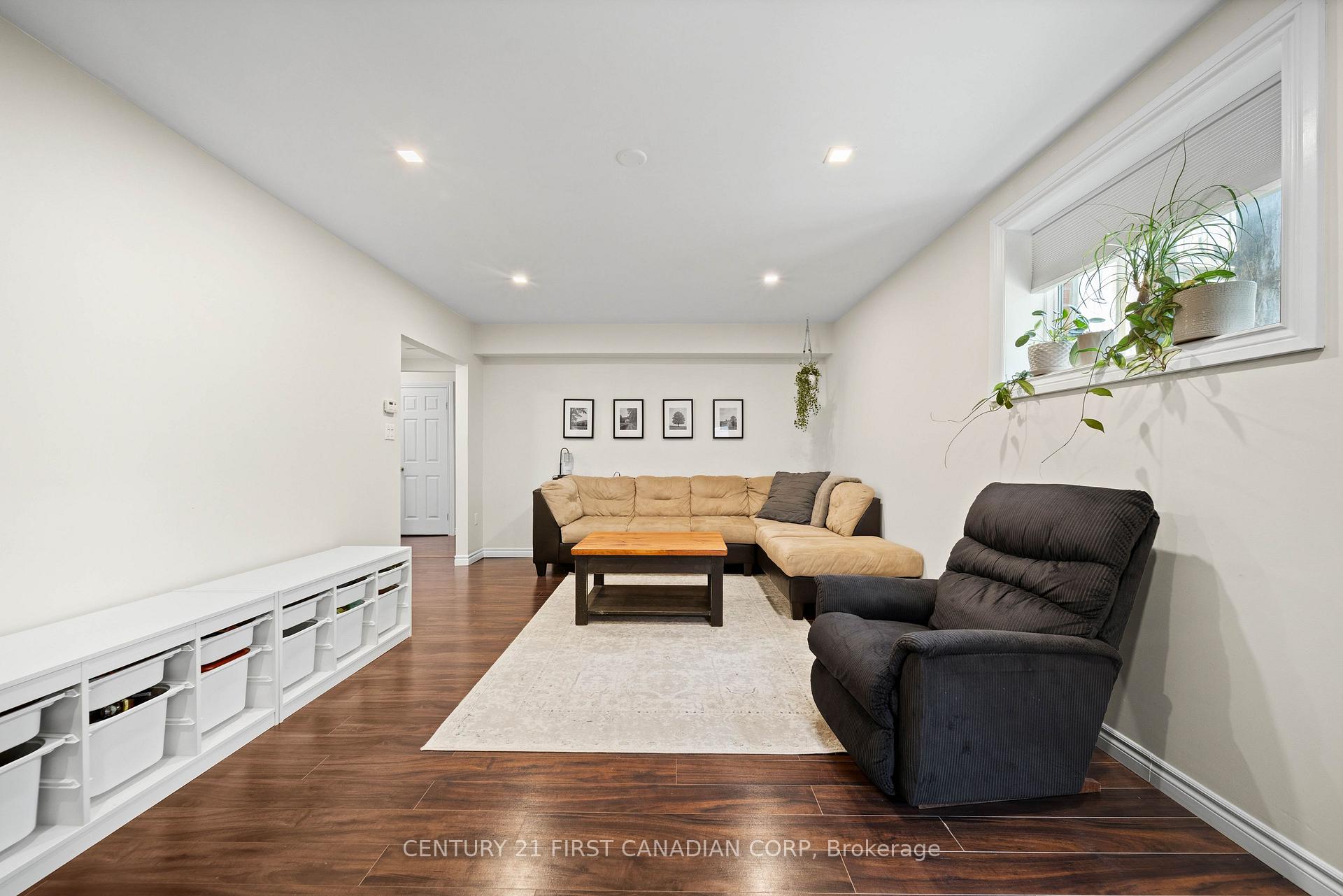 Photo 43 of 6297 William Street, Lucan Biddulph, Lucan — HOMEH
