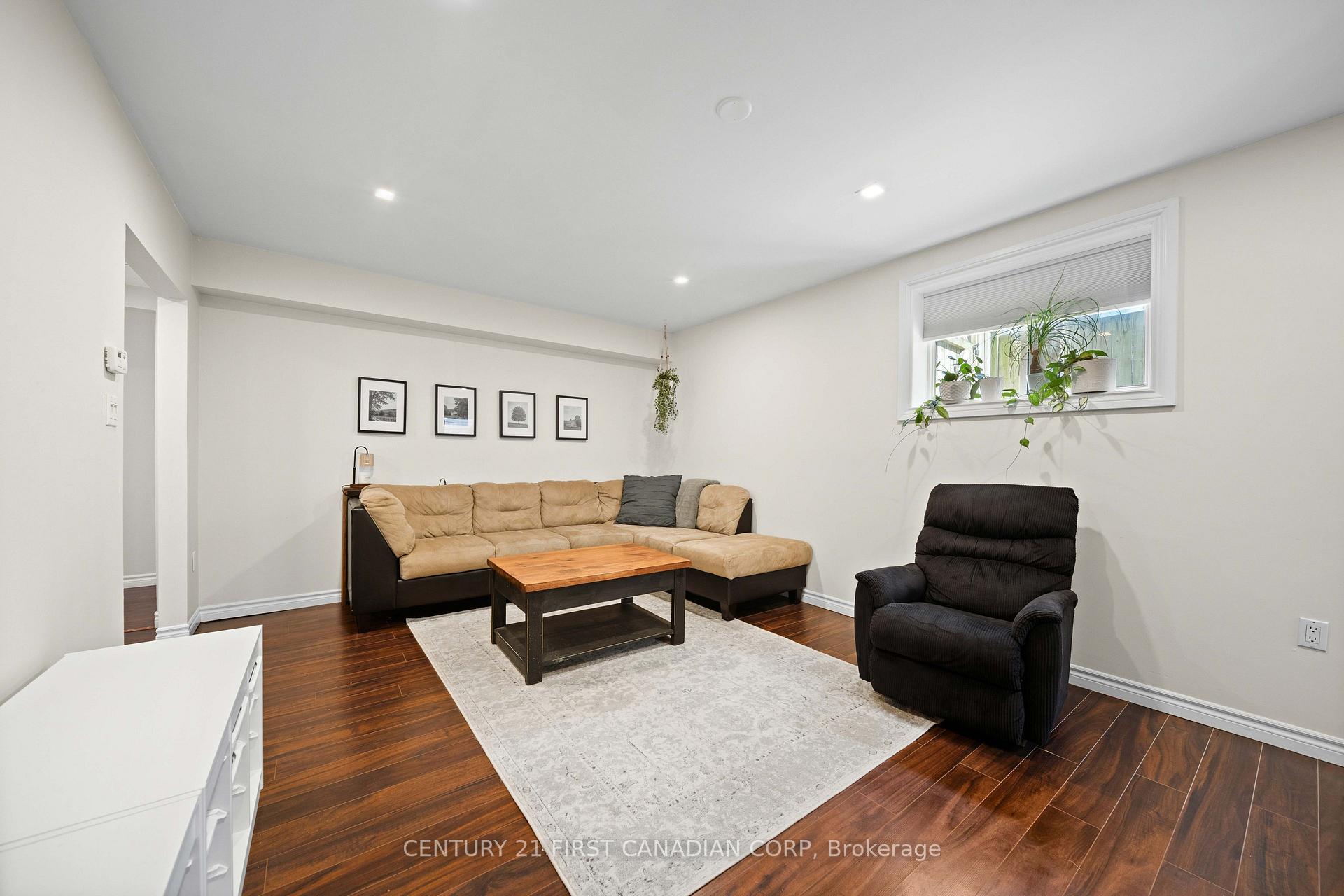 Photo 44 of 6297 William Street, Lucan Biddulph, Lucan — HOMEH