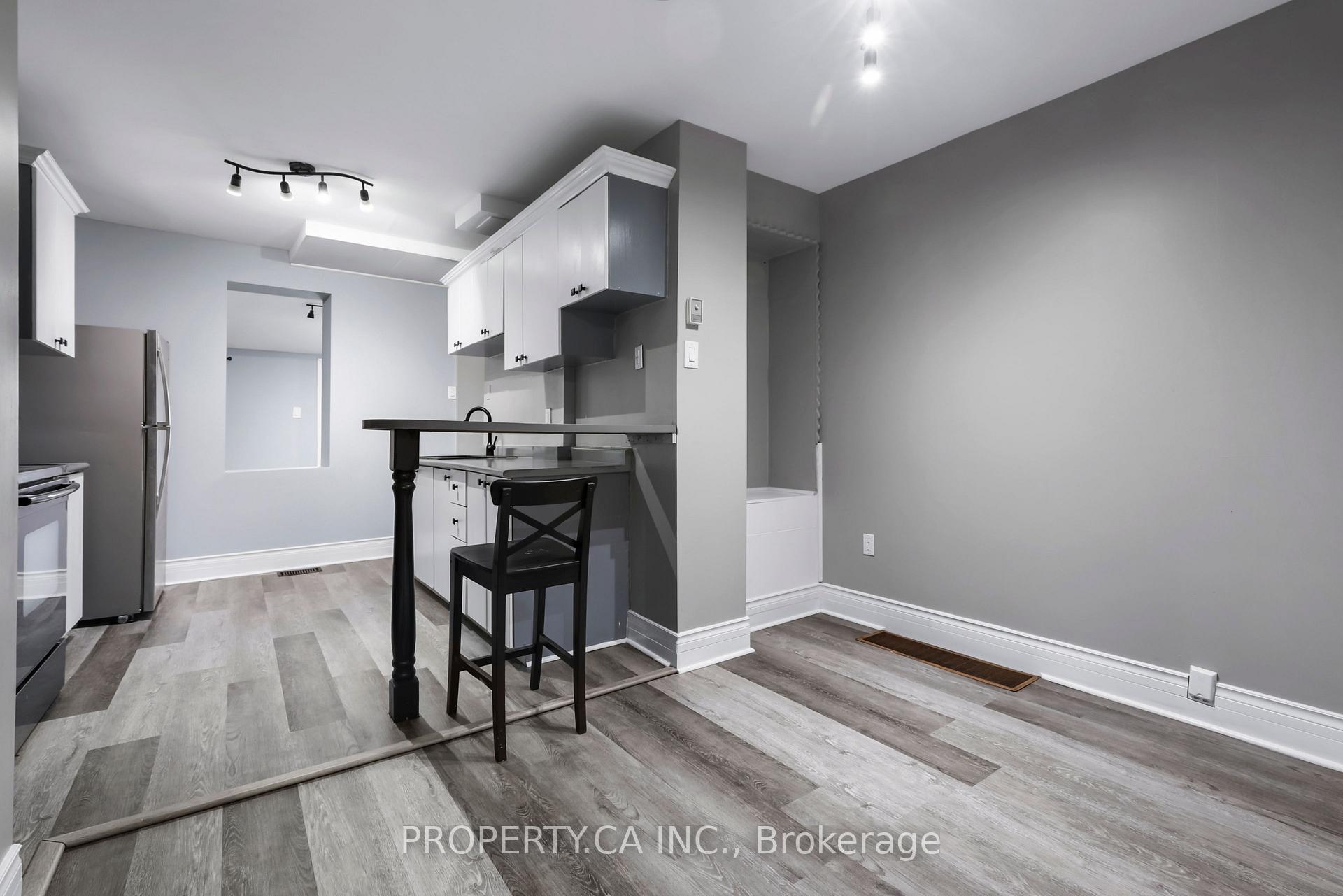 Photo 6 of 856 Weston Road, Toronto, Rockcliffe-Smythe — HOMEH