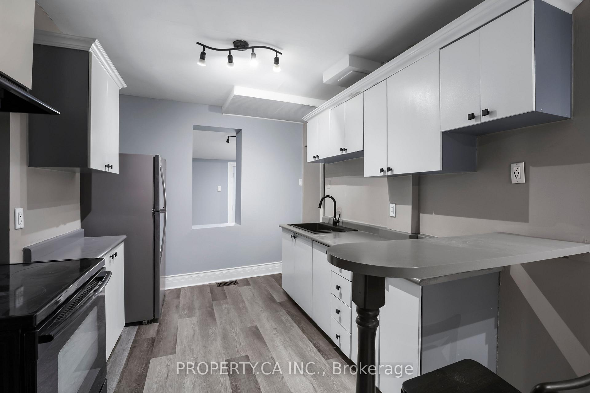 Photo 8 of 856 Weston Road, Toronto, Rockcliffe-Smythe — HOMEH
