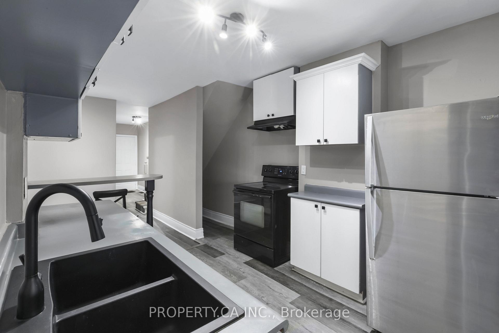 Photo 9 of 856 Weston Road, Toronto, Rockcliffe-Smythe — HOMEH