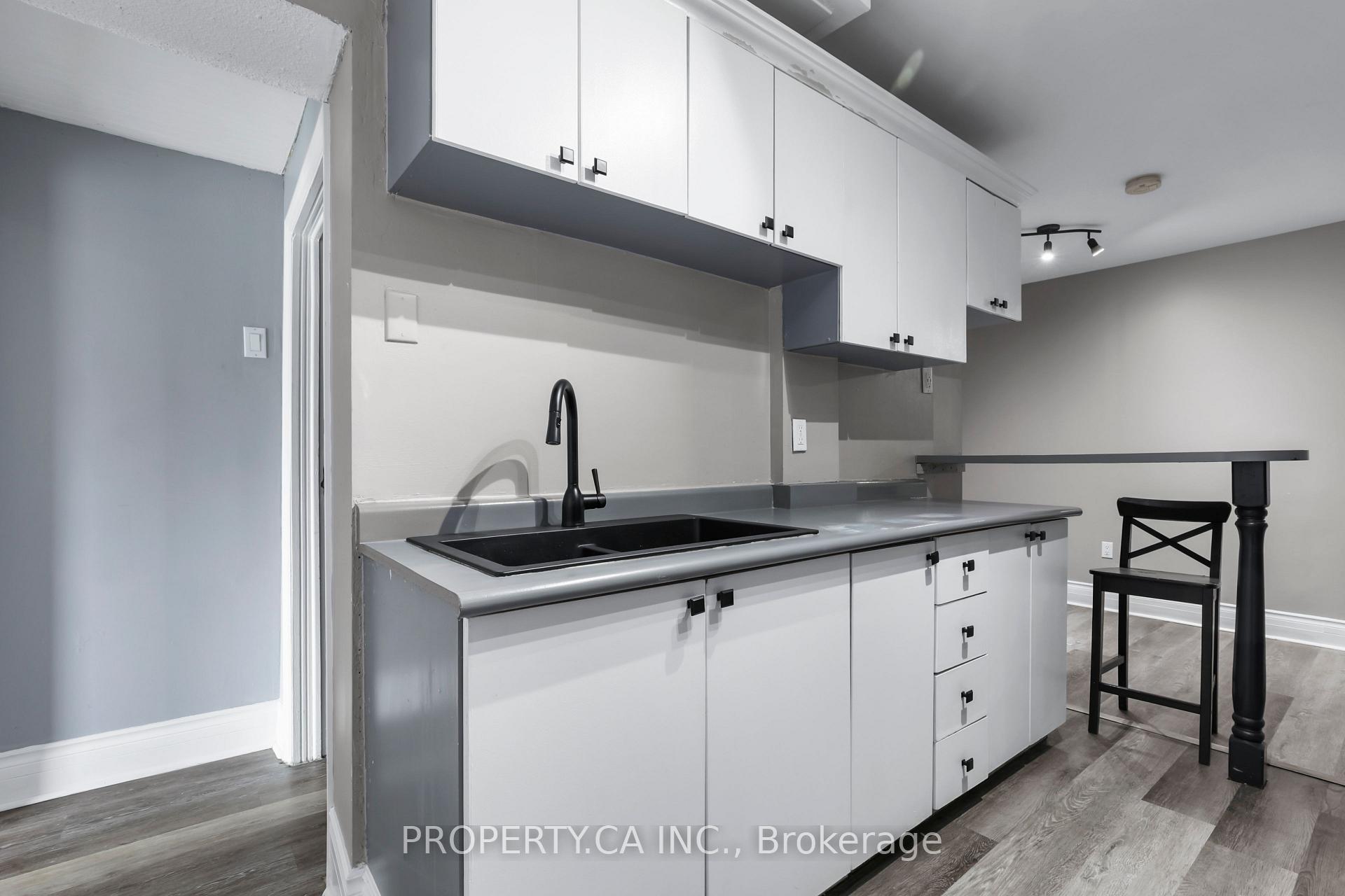 Photo 10 of 856 Weston Road, Toronto, Rockcliffe-Smythe — HOMEH
