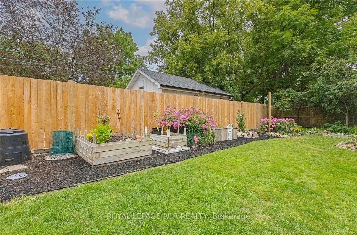 Photo 21 of 93 Mill Street, Orangeville — HOMEH