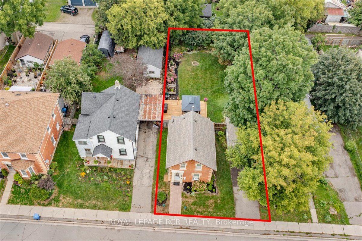 Photo 30 of 93 Mill Street, Orangeville — HOMEH