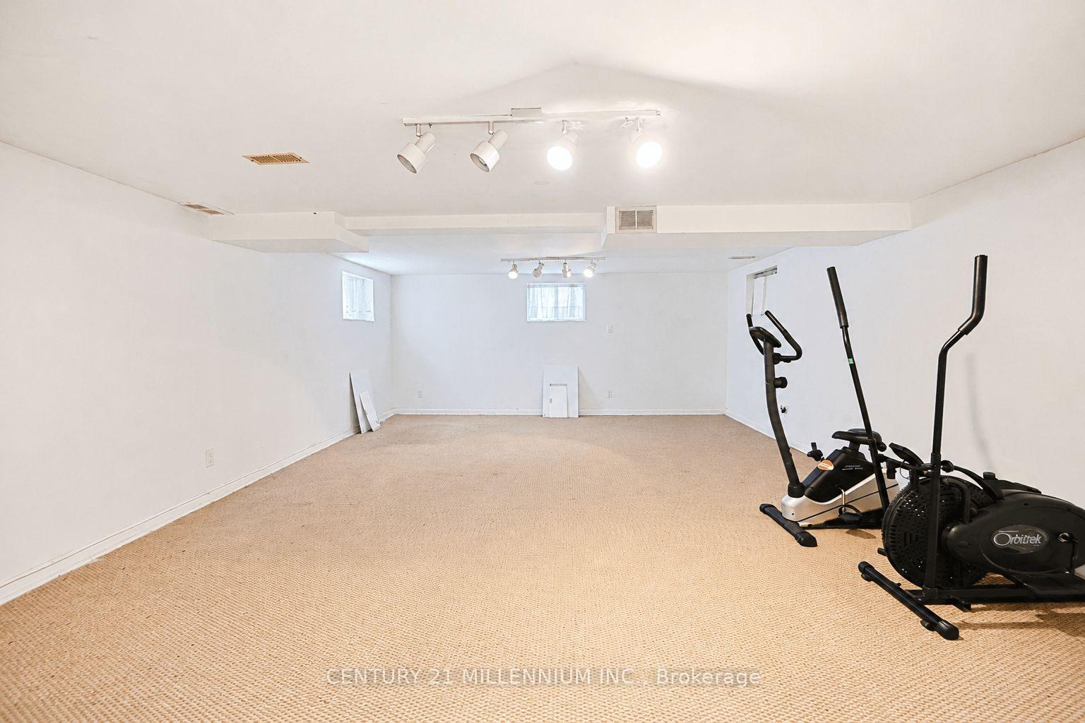 Photo 47 of 169 Ranee Avenue, Toronto, Englemount-Lawrence — HOMEH