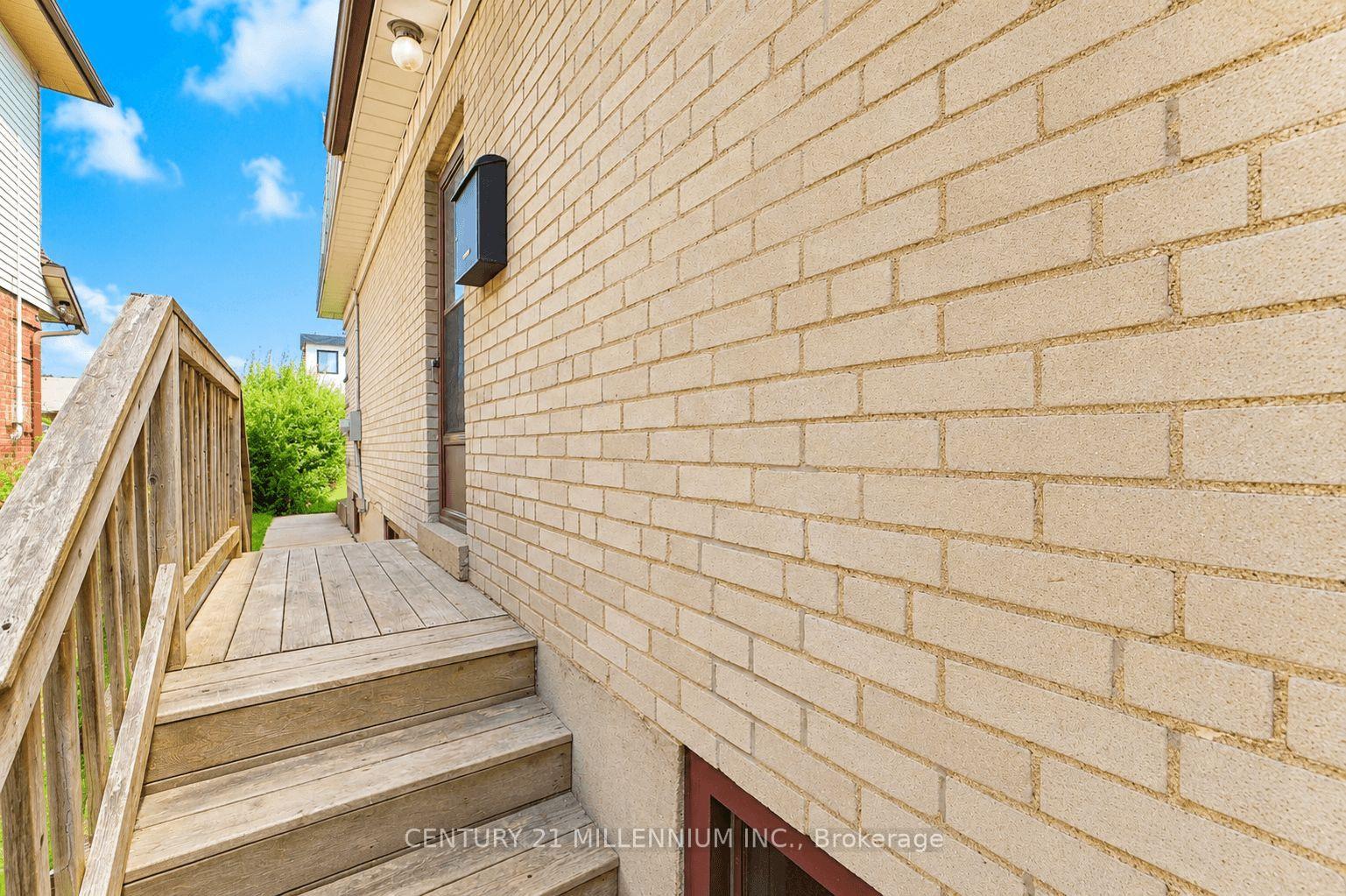Photo 55 of 169 Ranee Avenue, Toronto, Englemount-Lawrence — HOMEH