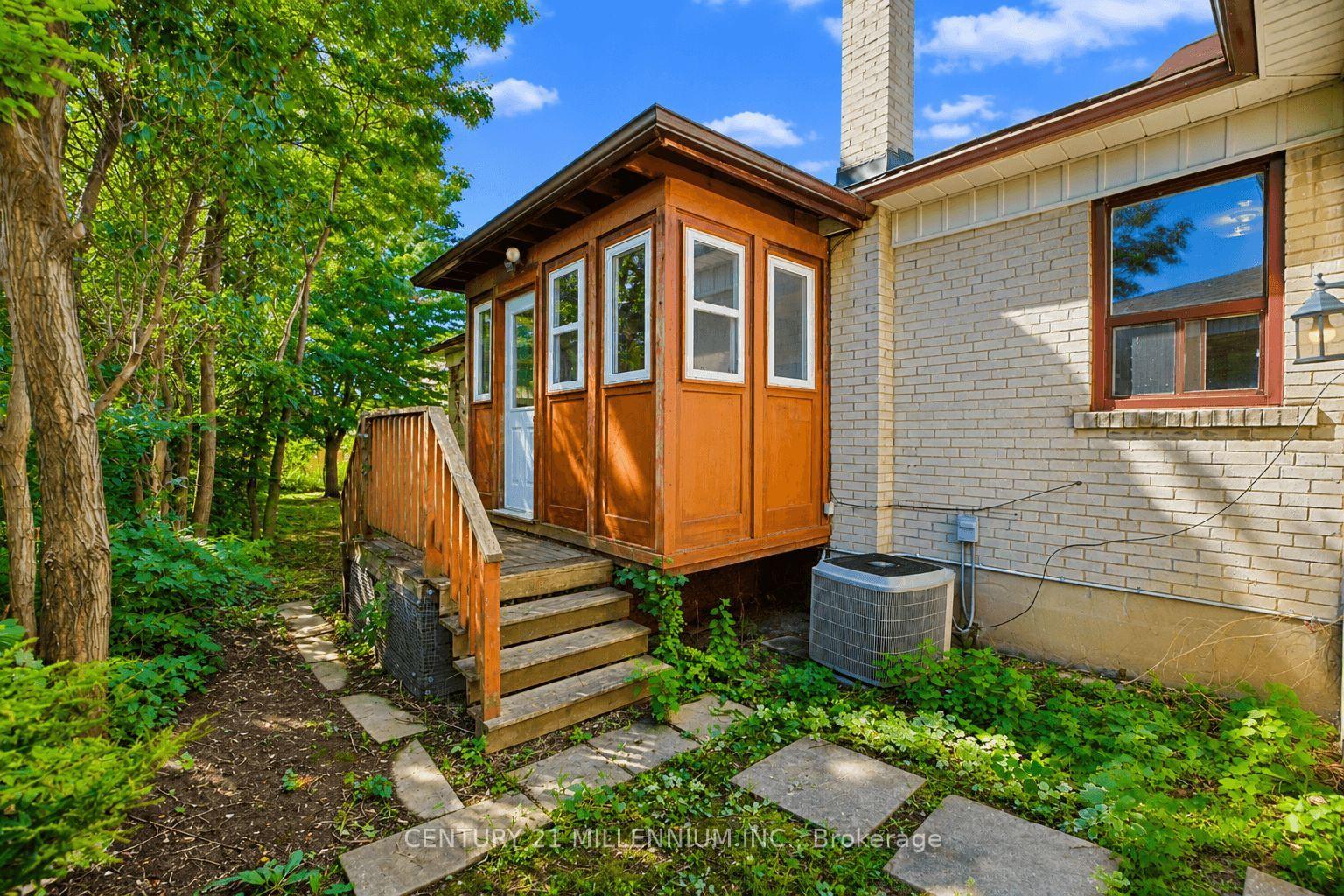 Photo 58 of 169 Ranee Avenue, Toronto, Englemount-Lawrence — HOMEH