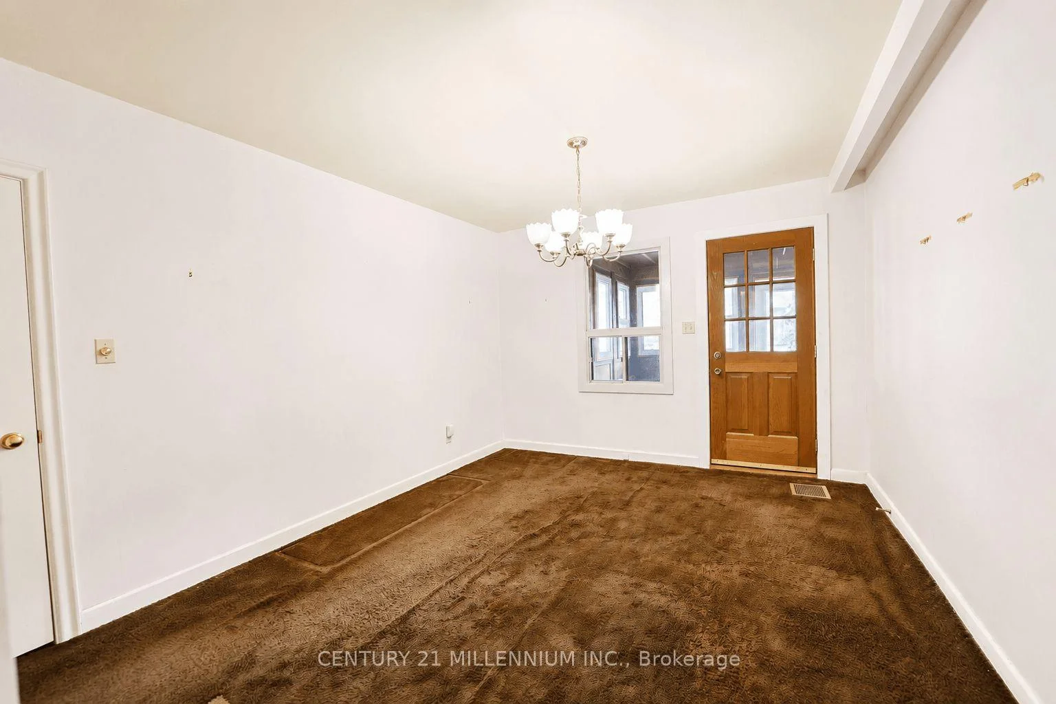 Photo 17 of 169 Ranee Avenue, Toronto, Englemount-Lawrence — HOMEH