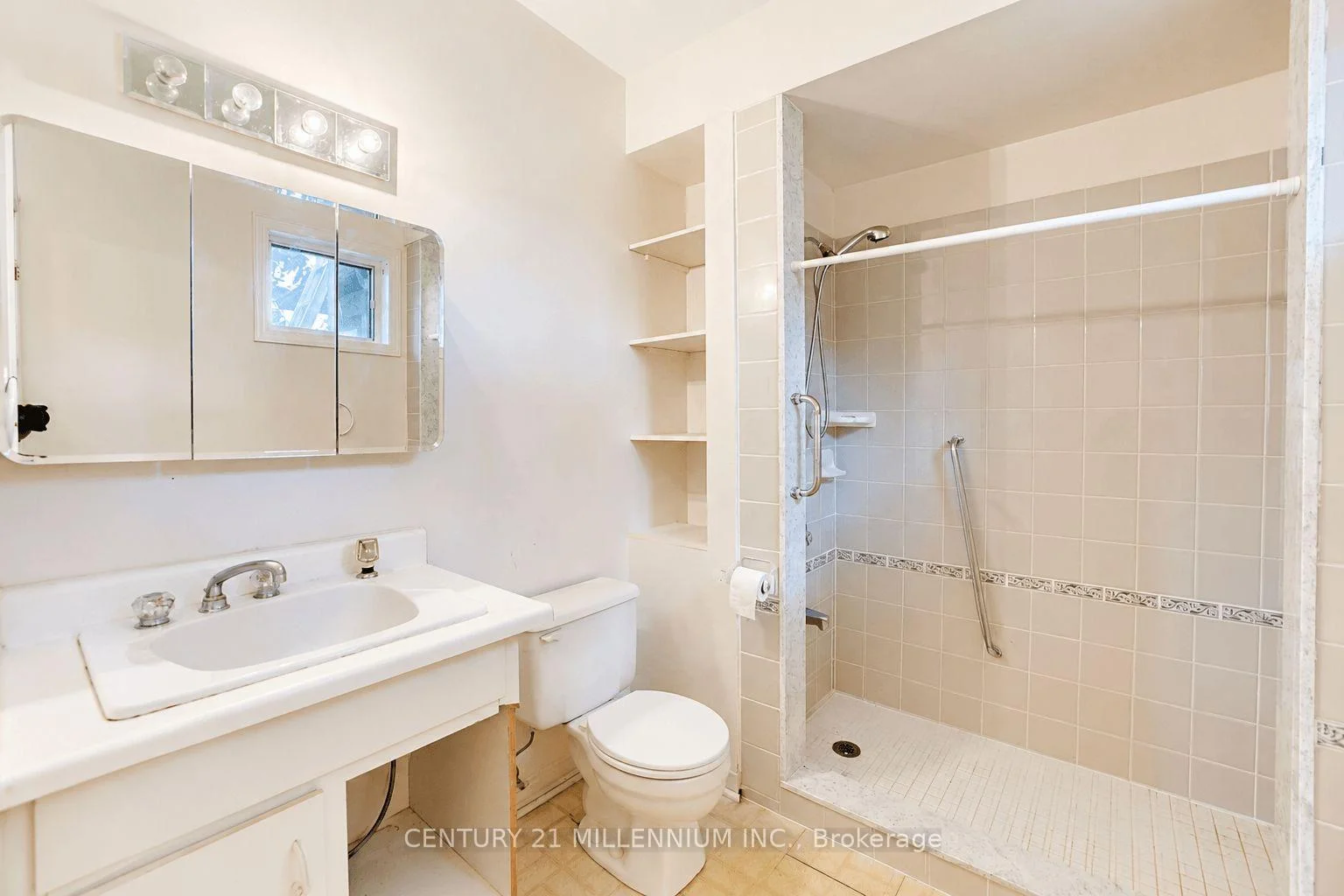 Photo 66 of 169 Ranee Avenue, Toronto, Englemount-Lawrence — HOMEH