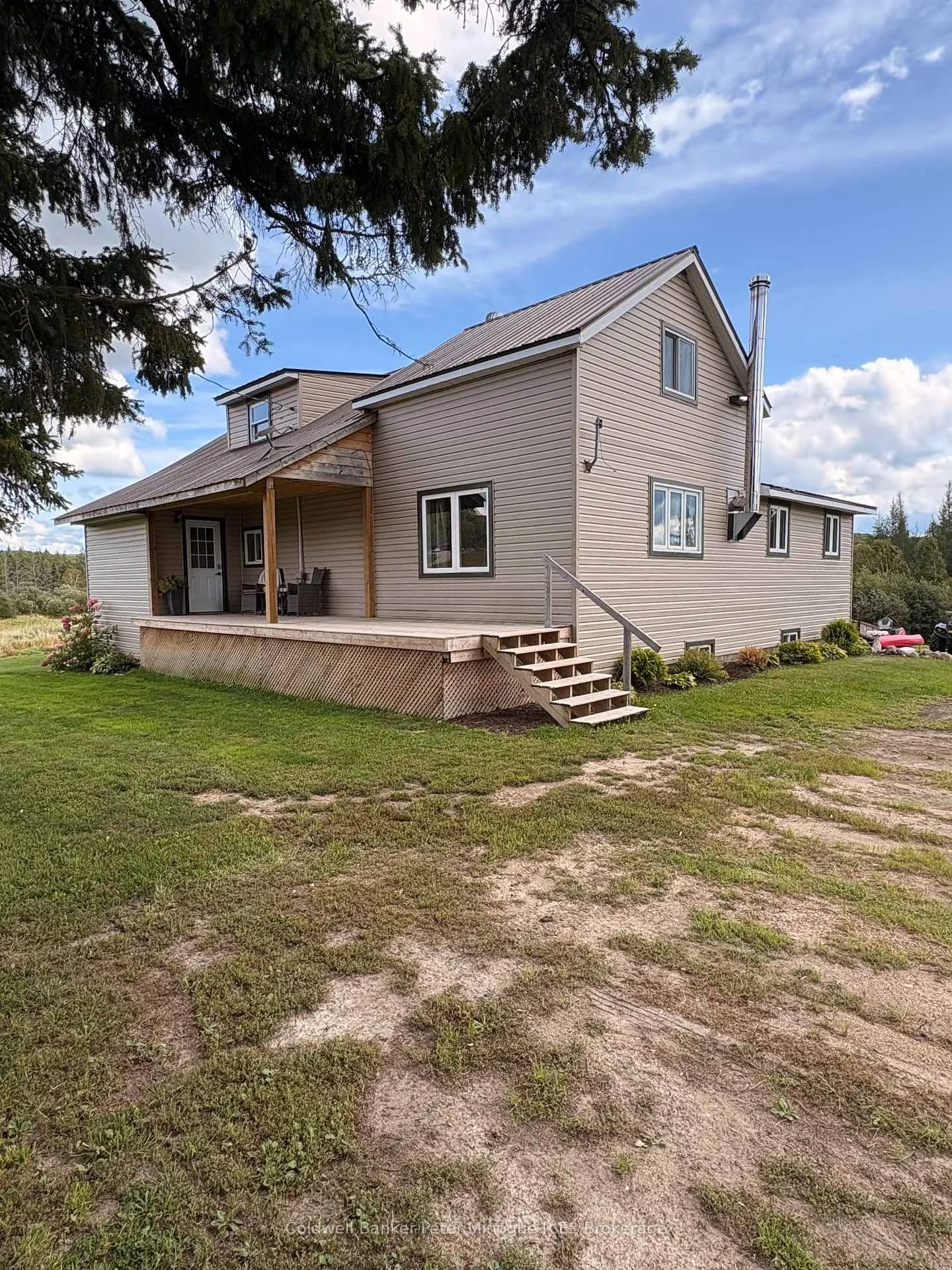 Photo of 381 Wasing Road