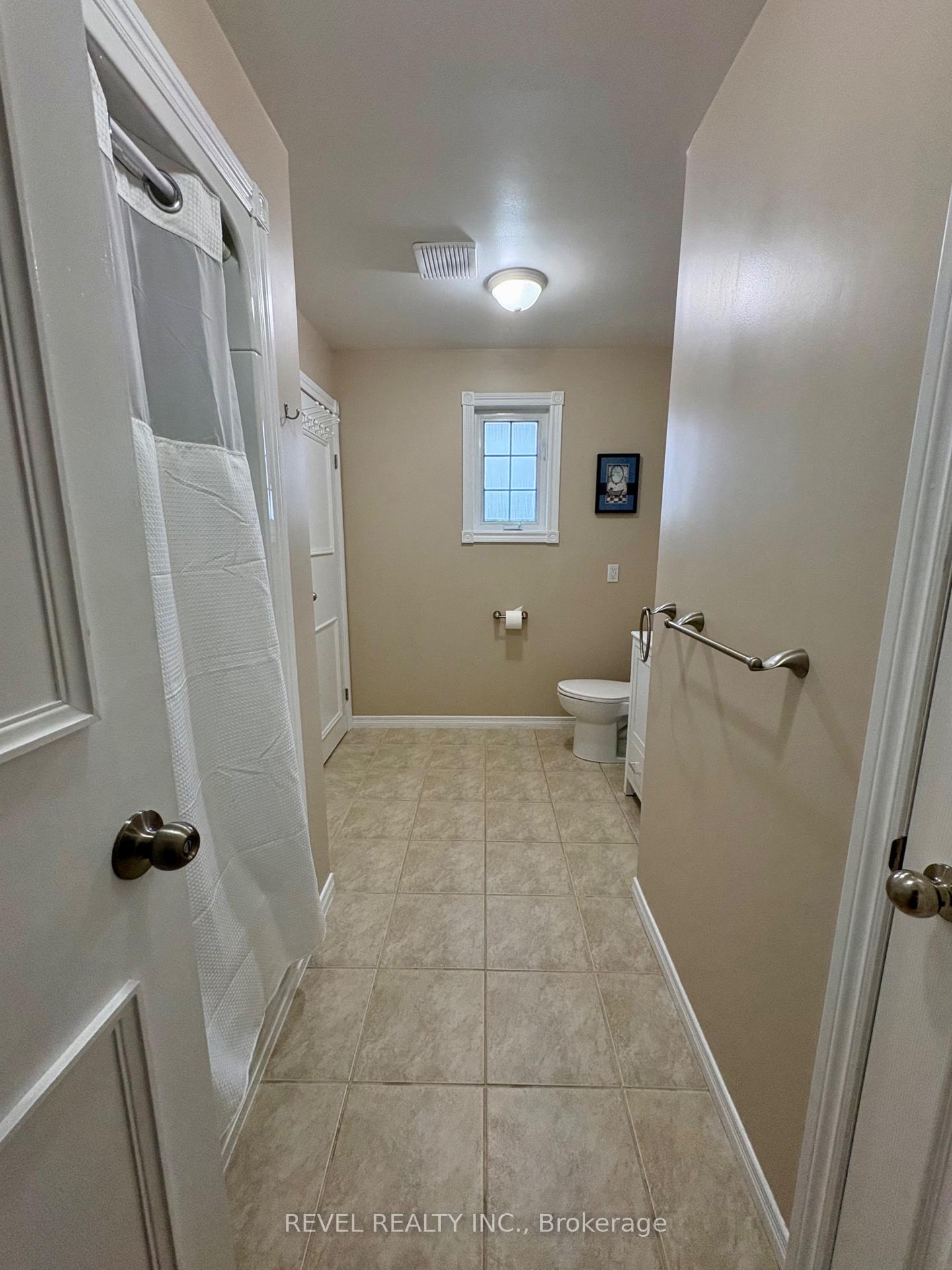 Photo 19 of 226 Hanna Road, Cochrane — HOMEH