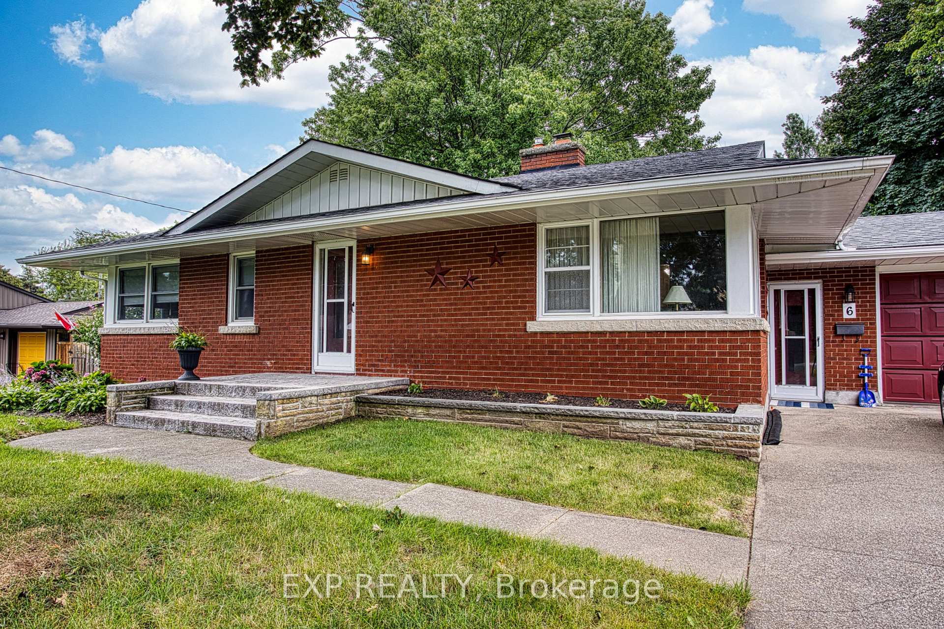 Photo 4 of 6 Cherrywood Avenue, Grimsby, Grimsby East — HOMEH