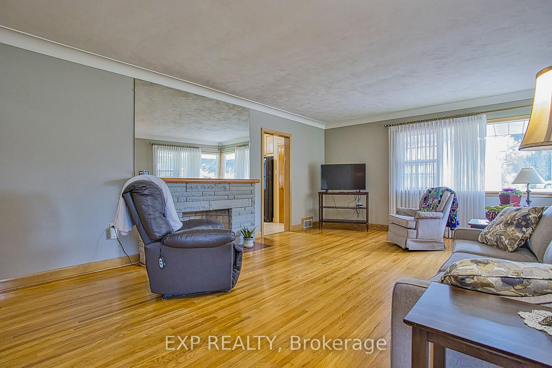 Photo 6 of 6 Cherrywood Avenue, Grimsby, Grimsby East — HOMEH