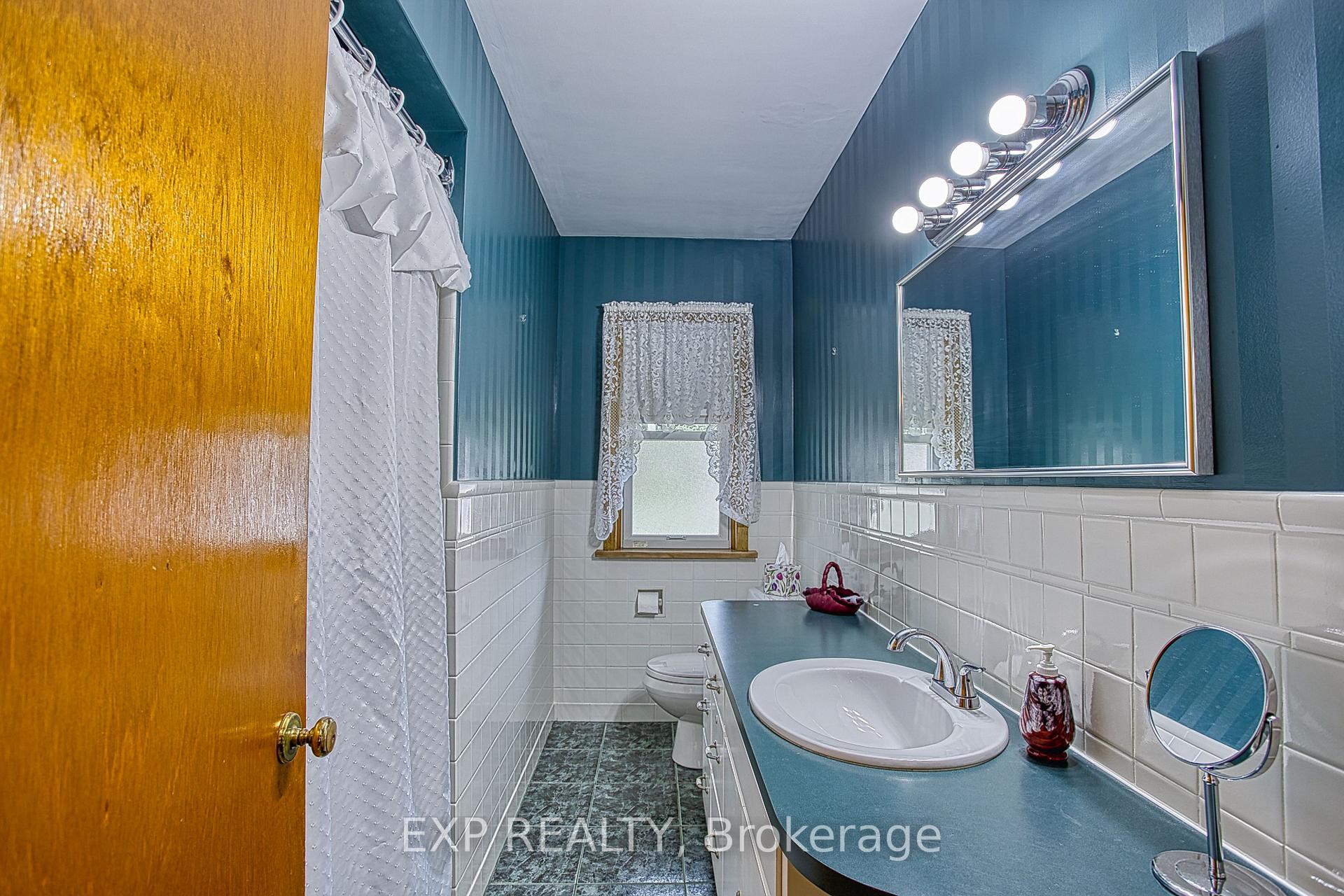 Photo 17 of 6 Cherrywood Avenue, Grimsby, Grimsby East — HOMEH