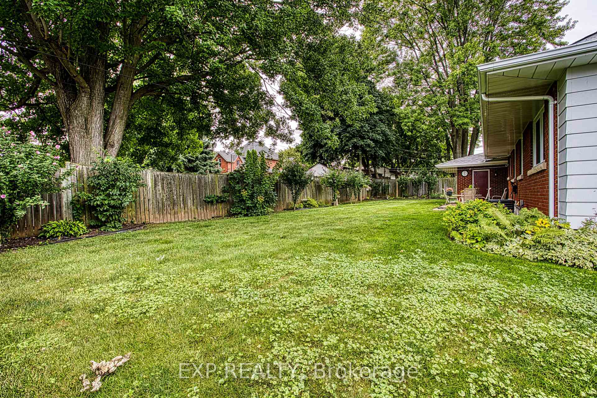 Photo 26 of 6 Cherrywood Avenue, Grimsby, Grimsby East — HOMEH