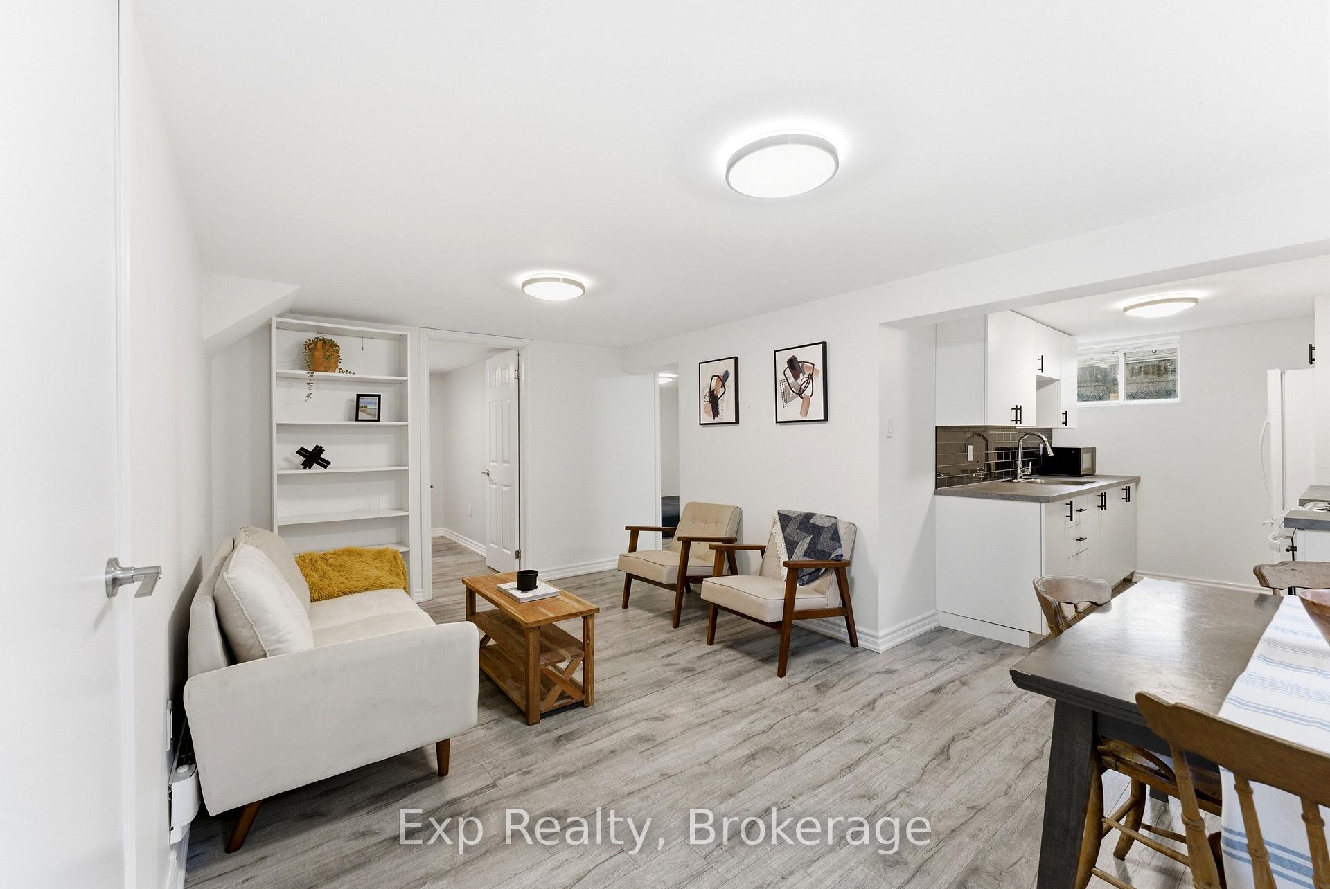 Photo 1 of Unit Lower Unit, 10 Plaza Square, Belleville, Belleville Ward — HOMEH