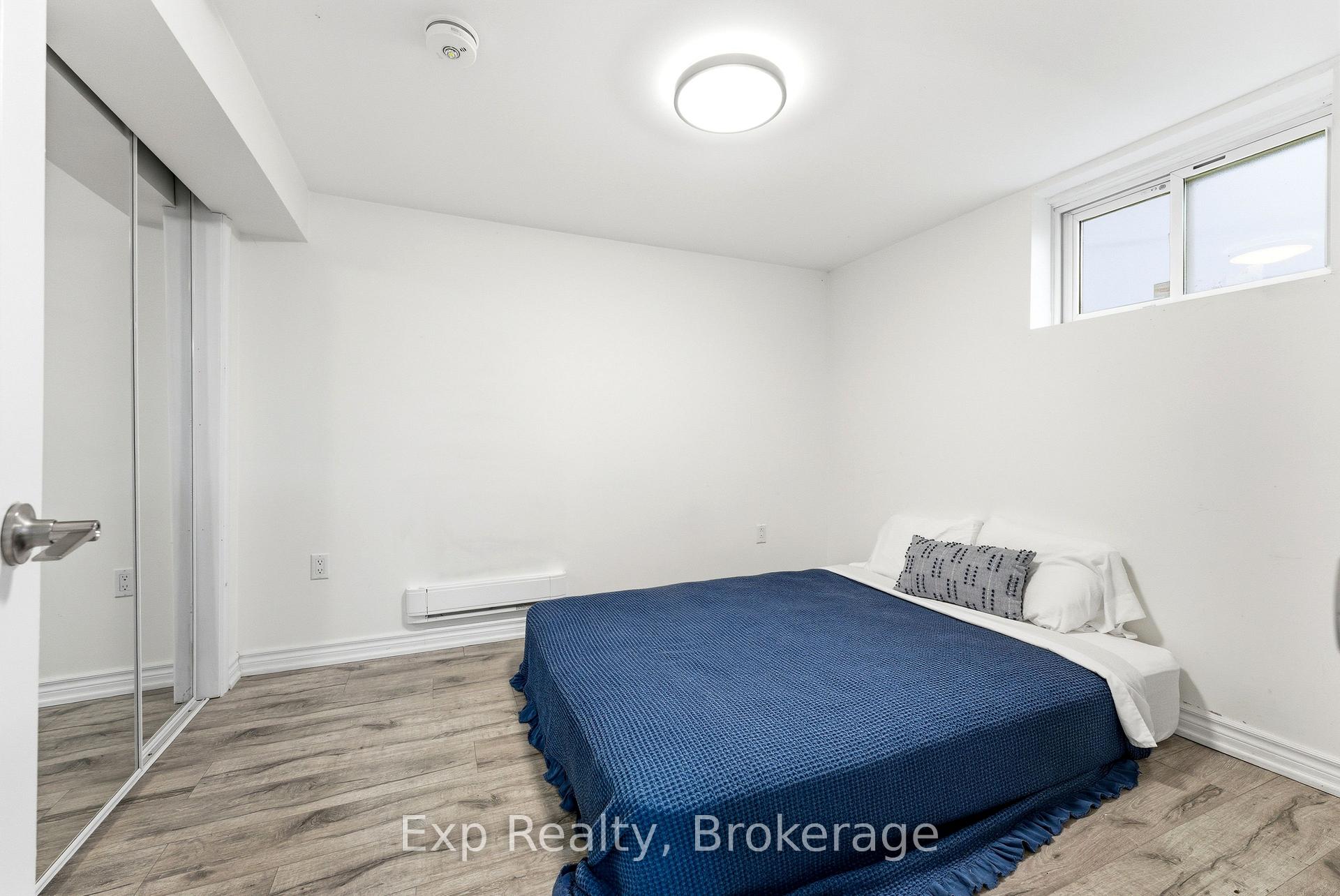 Photo 12 of Unit Lower Unit, 10 Plaza Square, Belleville, Belleville Ward — HOMEH