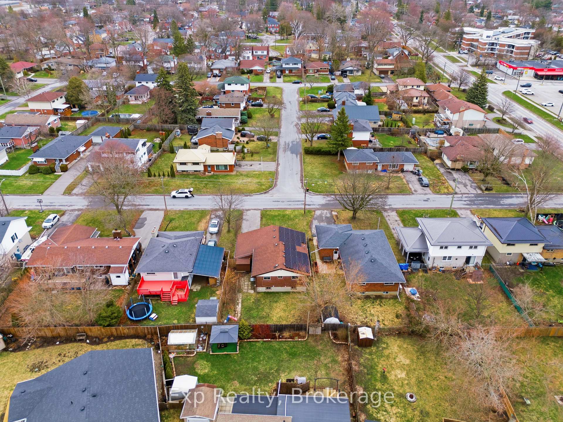 Photo 27 of Unit Lower Unit, 10 Plaza Square, Belleville, Belleville Ward — HOMEH