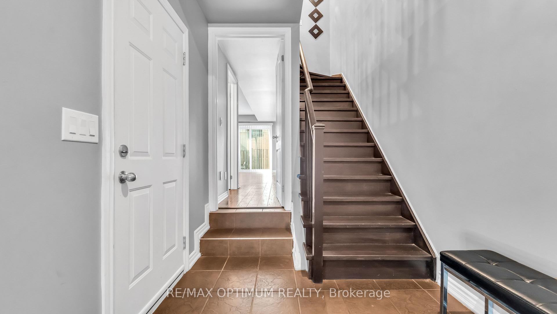 Photo 7 of 151 Cedar Lake Crescent, Brampton, Bram West — HOMEH