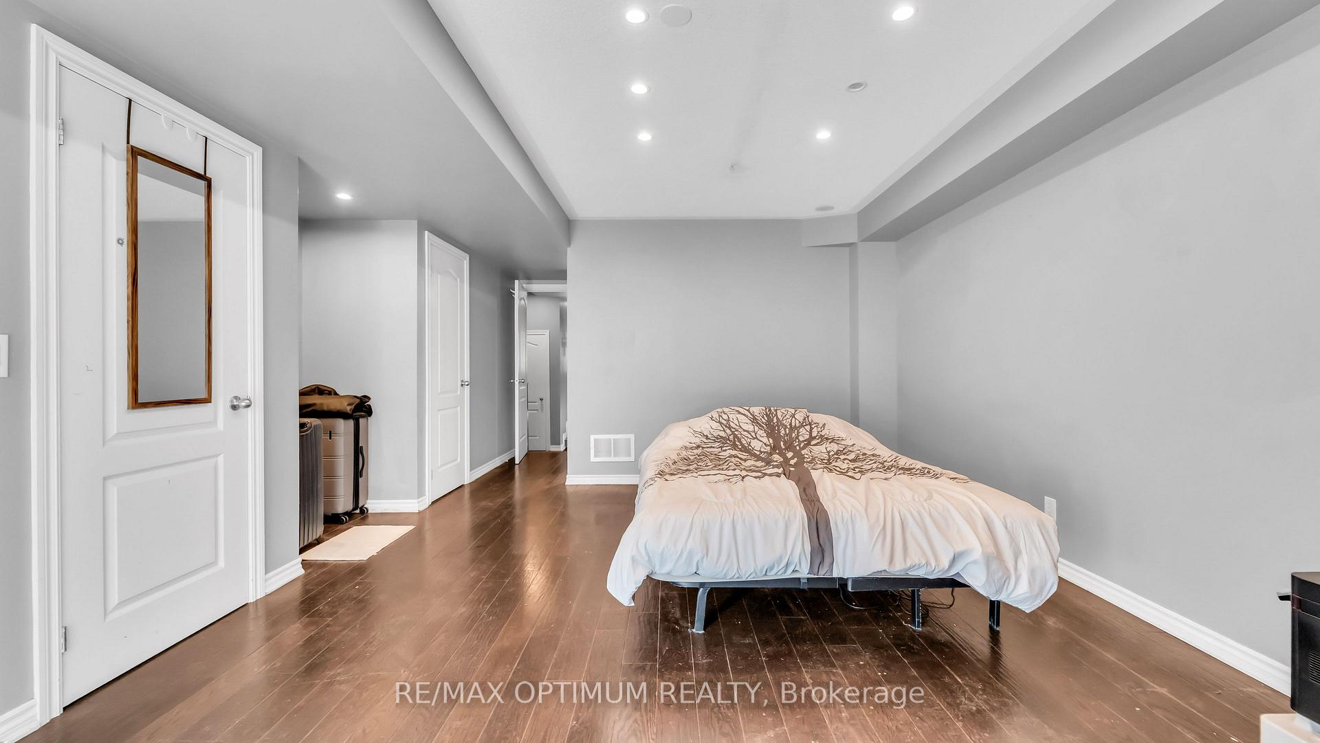 Photo 9 of 151 Cedar Lake Crescent, Brampton, Bram West — HOMEH