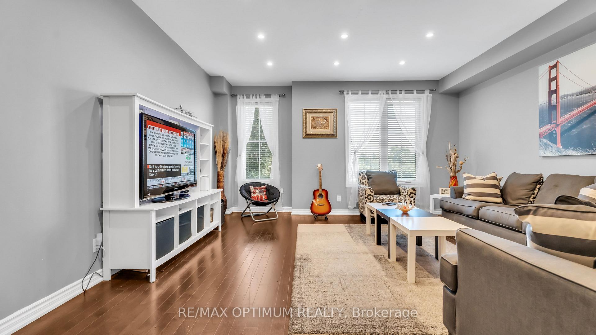 Photo 14 of 151 Cedar Lake Crescent, Brampton, Bram West — HOMEH