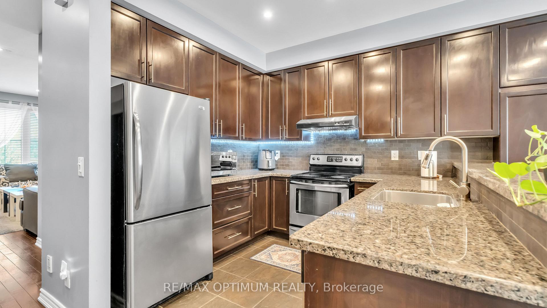 Photo 20 of 151 Cedar Lake Crescent, Brampton, Bram West — HOMEH