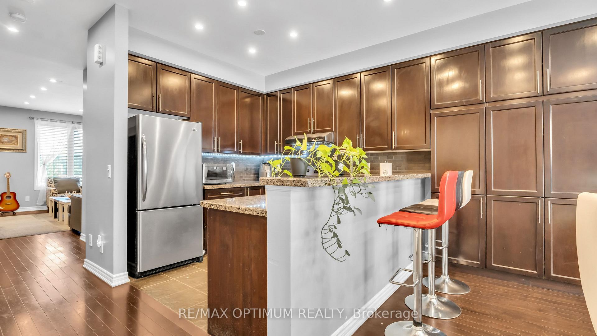 Photo 22 of 151 Cedar Lake Crescent, Brampton, Bram West — HOMEH