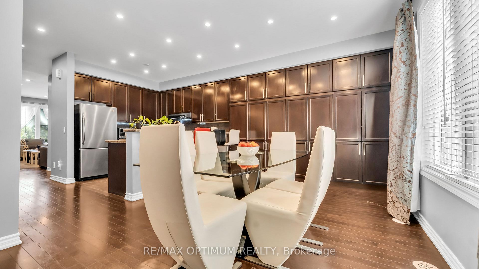 Photo 25 of 151 Cedar Lake Crescent, Brampton, Bram West — HOMEH