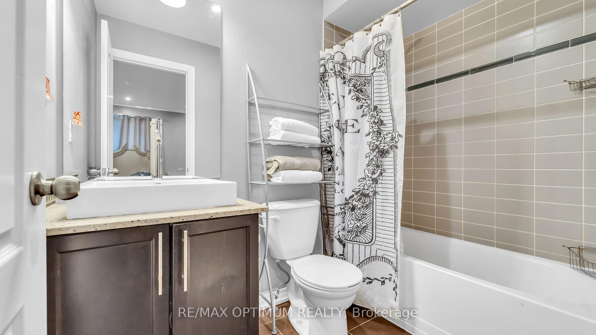 Photo 34 of 151 Cedar Lake Crescent, Brampton, Bram West — HOMEH