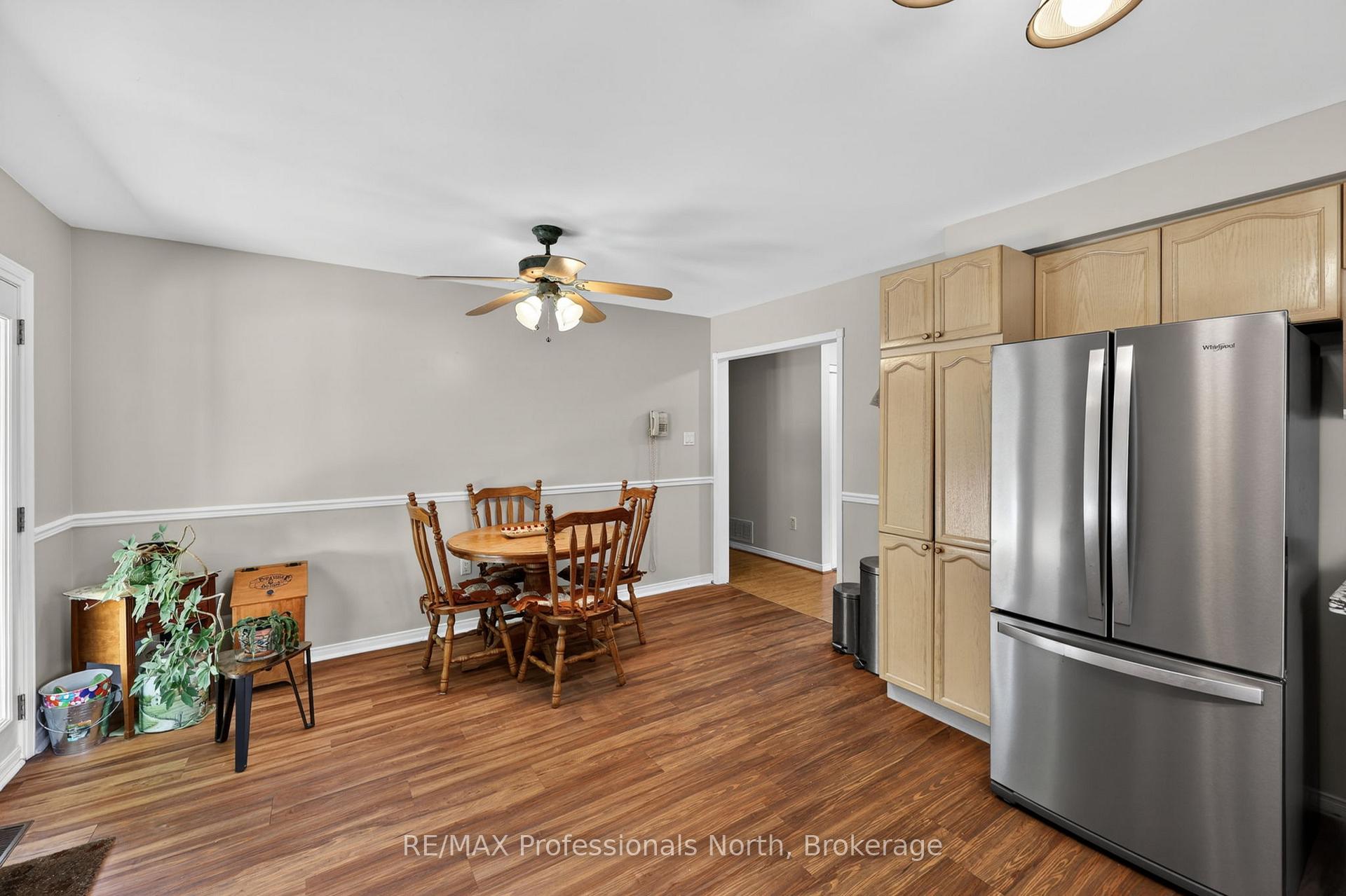 Photo 15 of 48 Fairway Crescent, Wasaga Beach — HOMEH