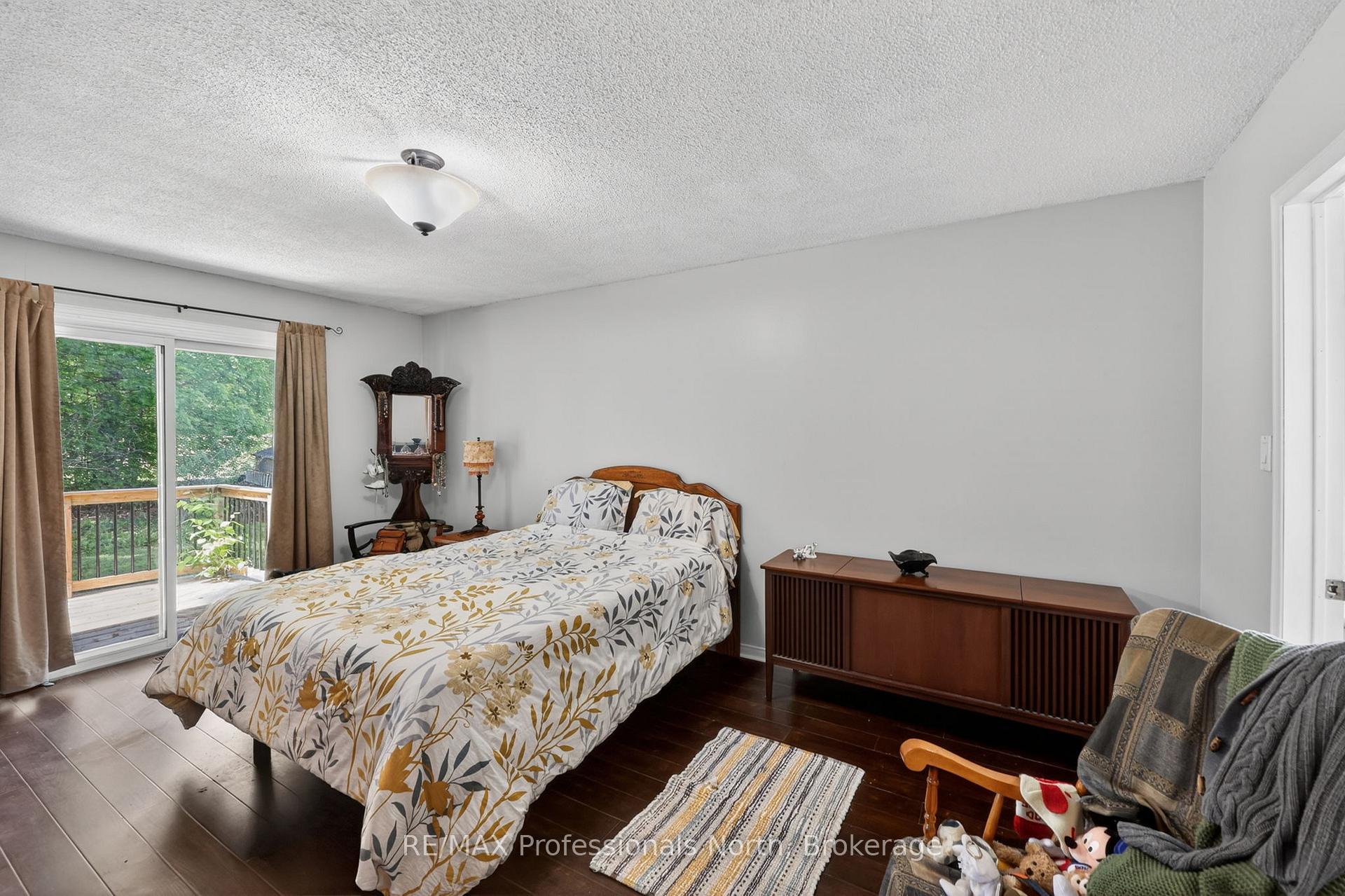 Photo 17 of 48 Fairway Crescent, Wasaga Beach — HOMEH